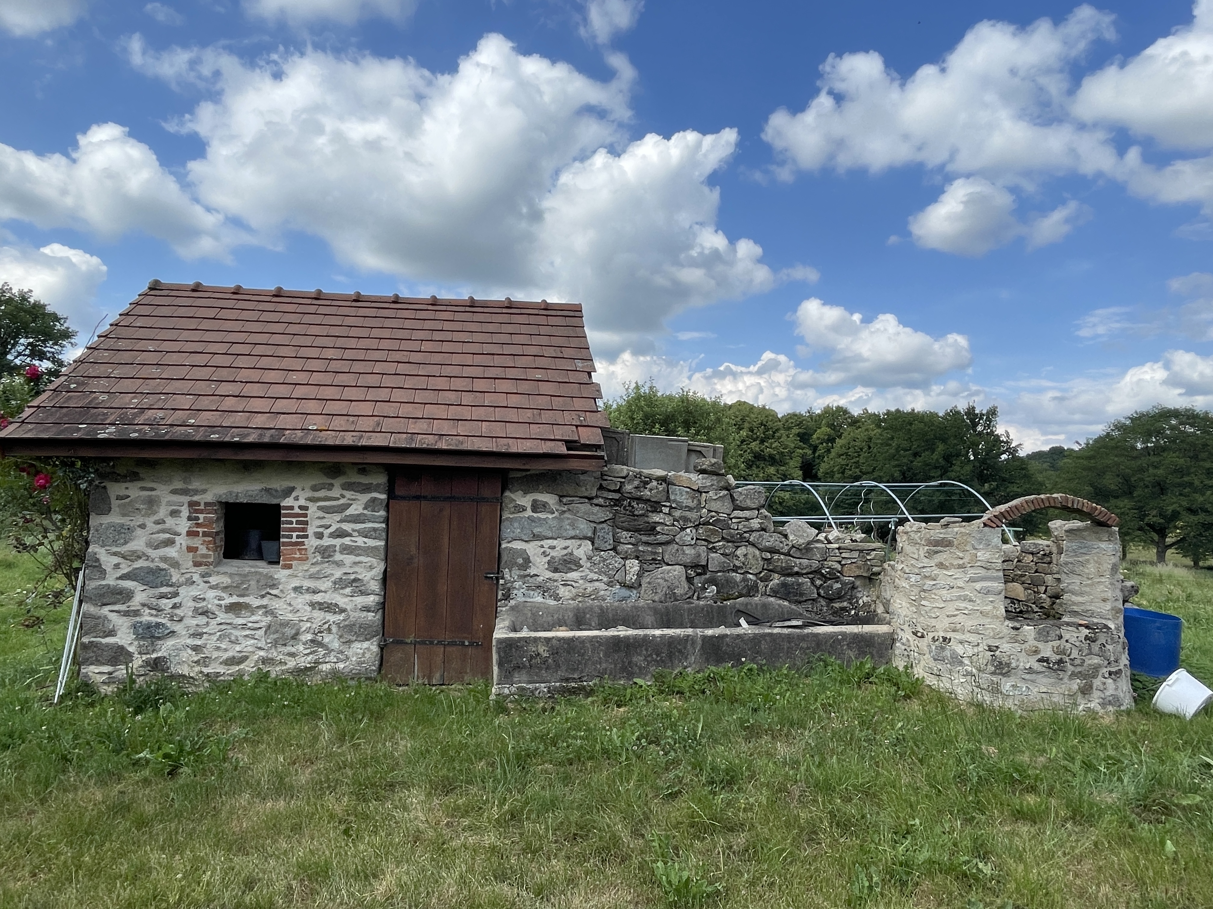 Photo 18 - Corps de ferme sur 3 hectares – Maison, granges et hangar au cœur de la nature