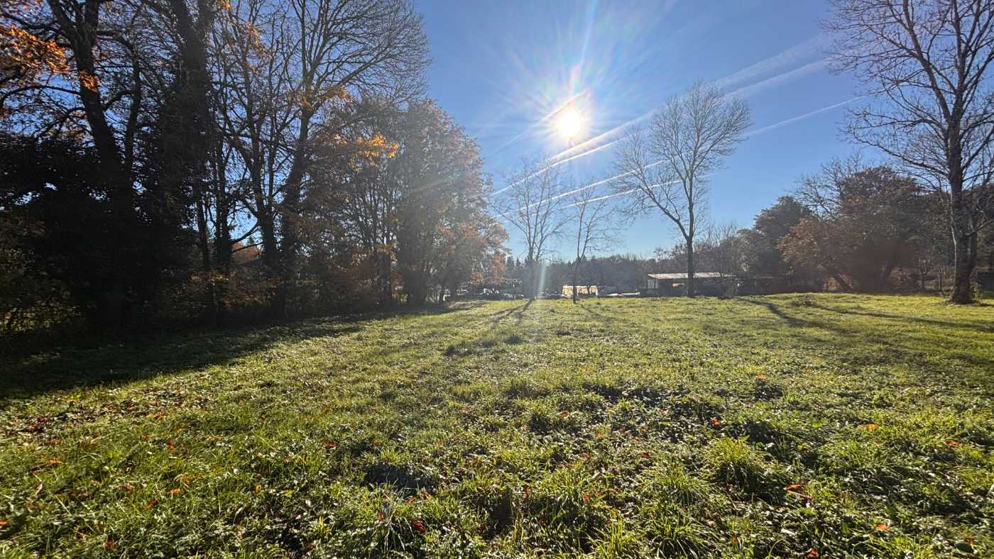 Photo 4 - Terrain constructible de 2 215m² à Chancelade