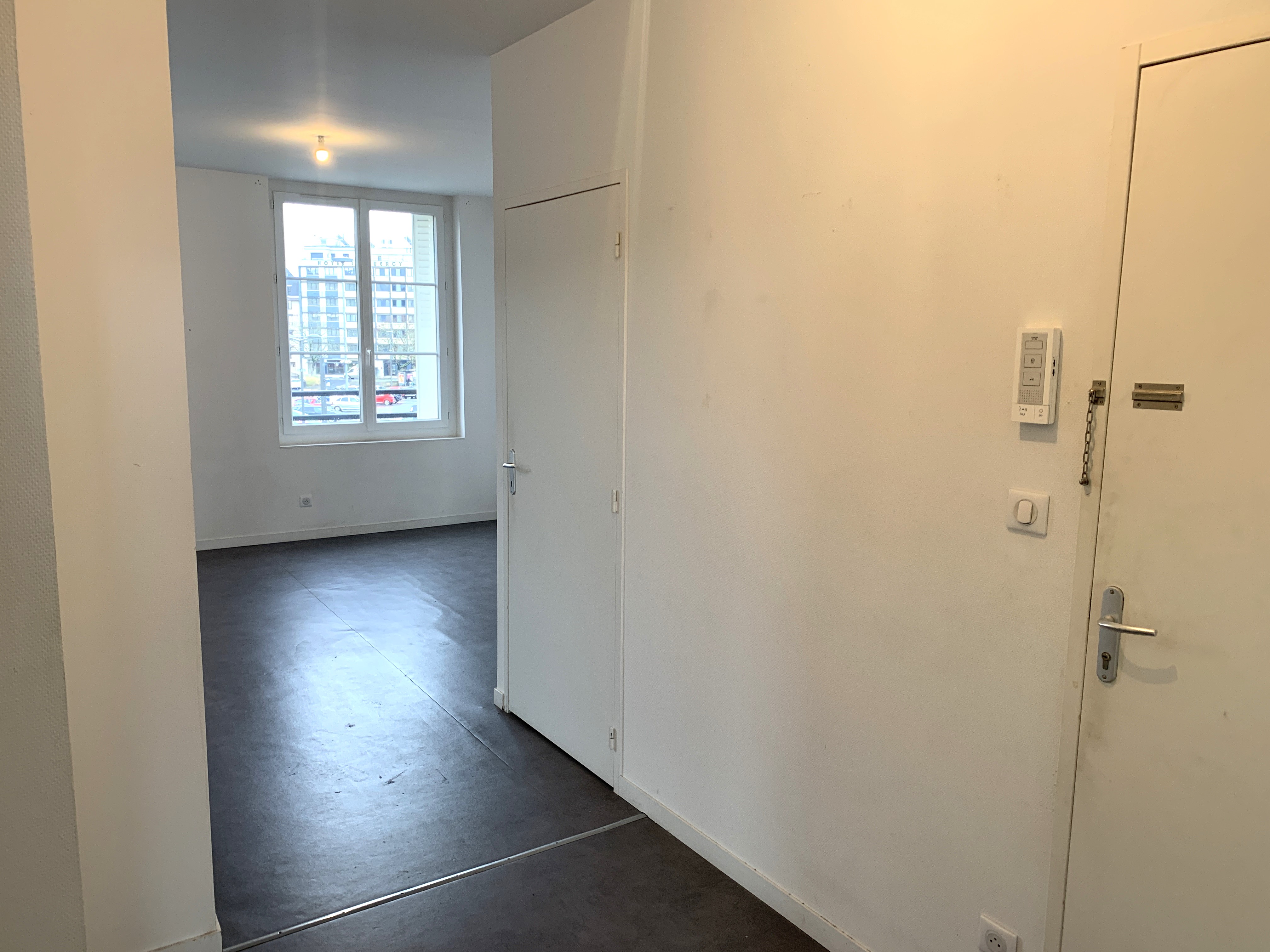 Photo 6 - Appartement T2 bis vide