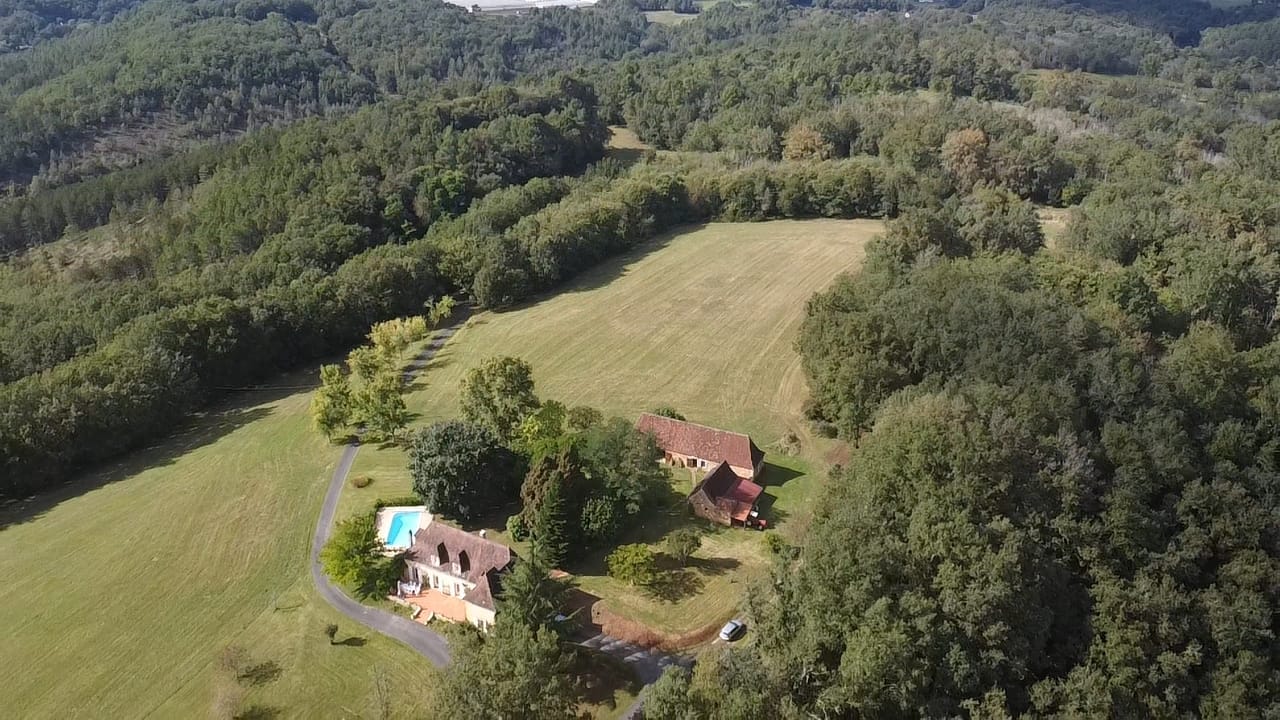 Photo 2 - Maison 186m² Périgord – 5 hectares – Dépendances – Havre de paix