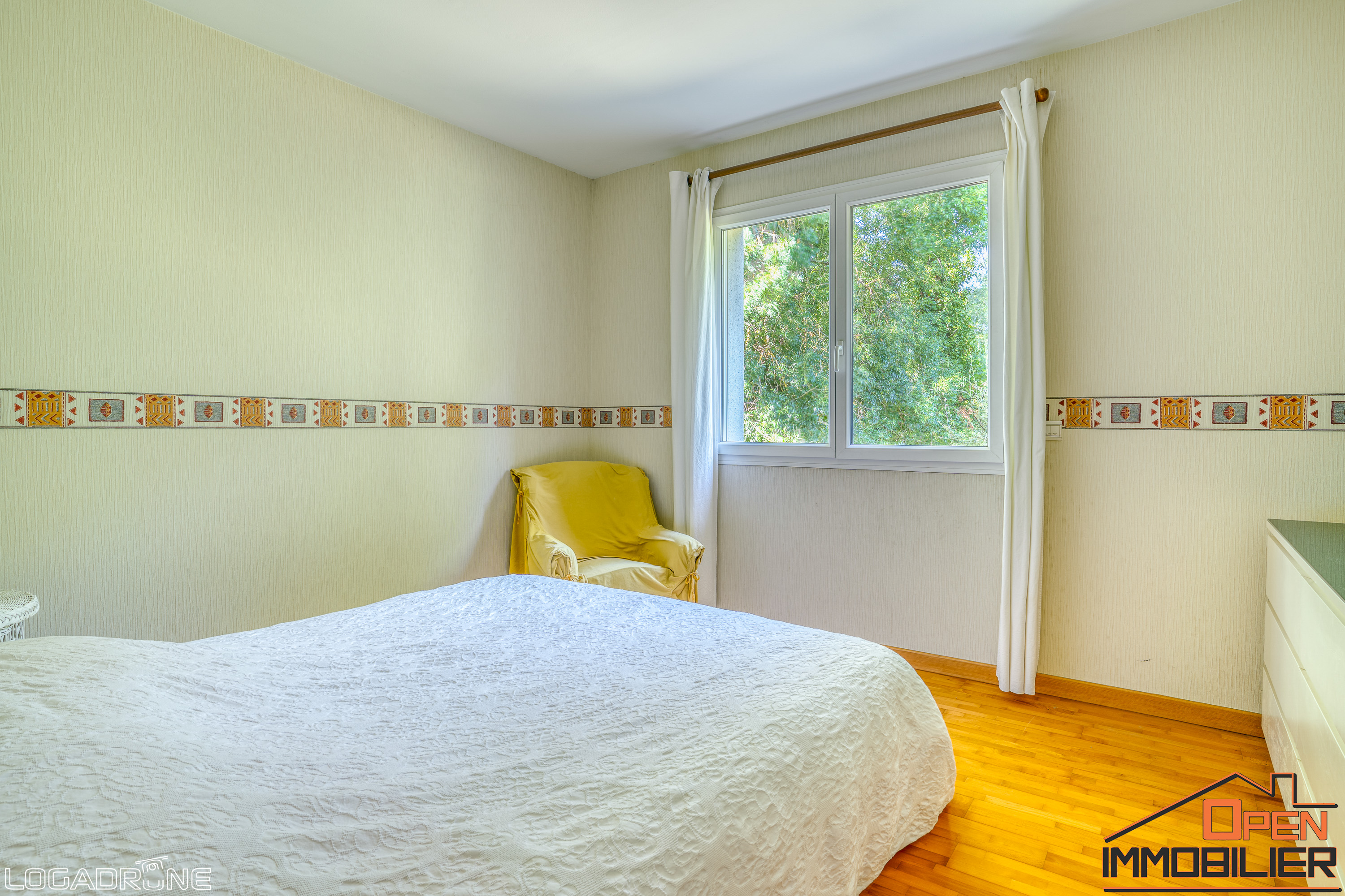 Photo 32 - MAISON DE TYPE 8 AU LEDAT DE 220M2 SUR UN TERRAIN DE 4400M2 AU BORD DU LOT