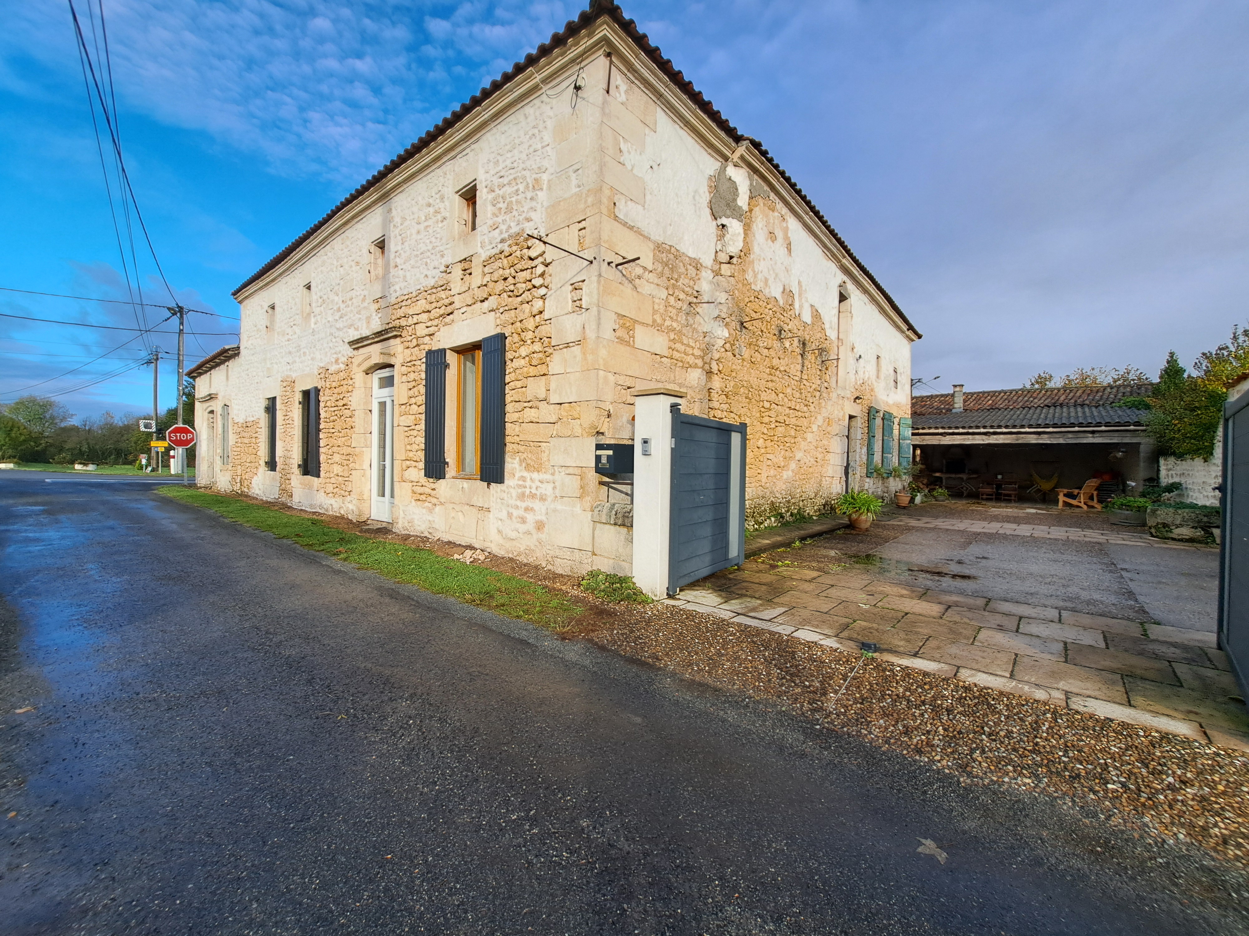 Photo 20 - Maison charentaise avec garage et jardin – 244 m² – 8 pièces