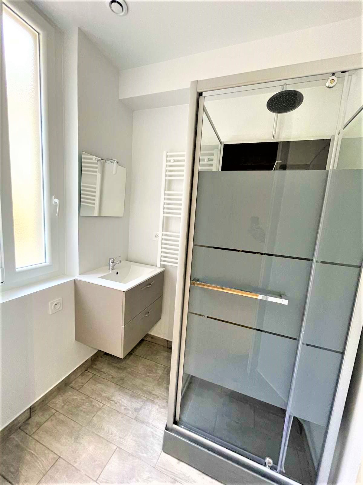 Appartement T2 avec cour privative - Photo 3