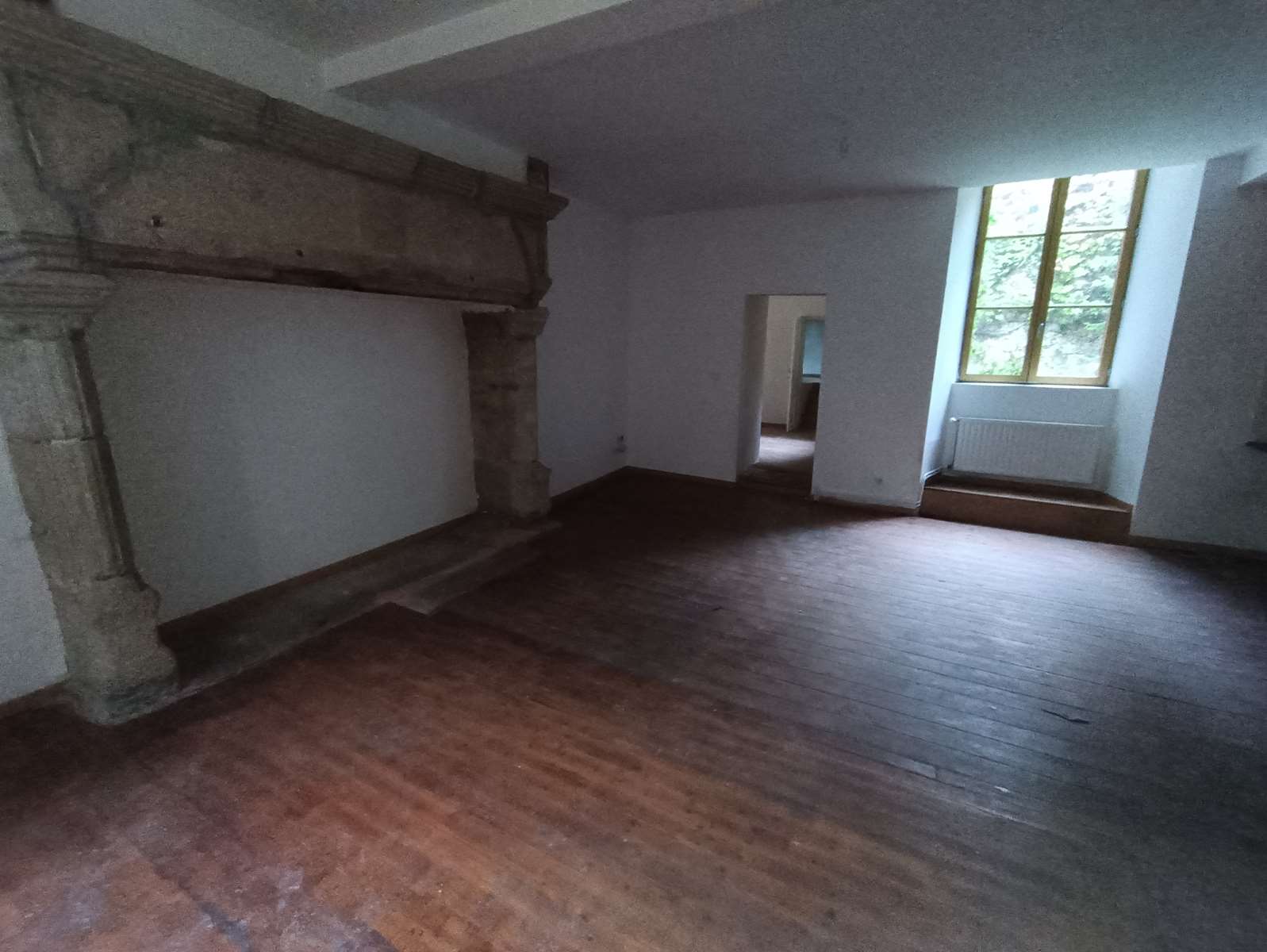 Photo 9 - Immeuble en pierre avec toiture récente – Quartier historique de Tulle