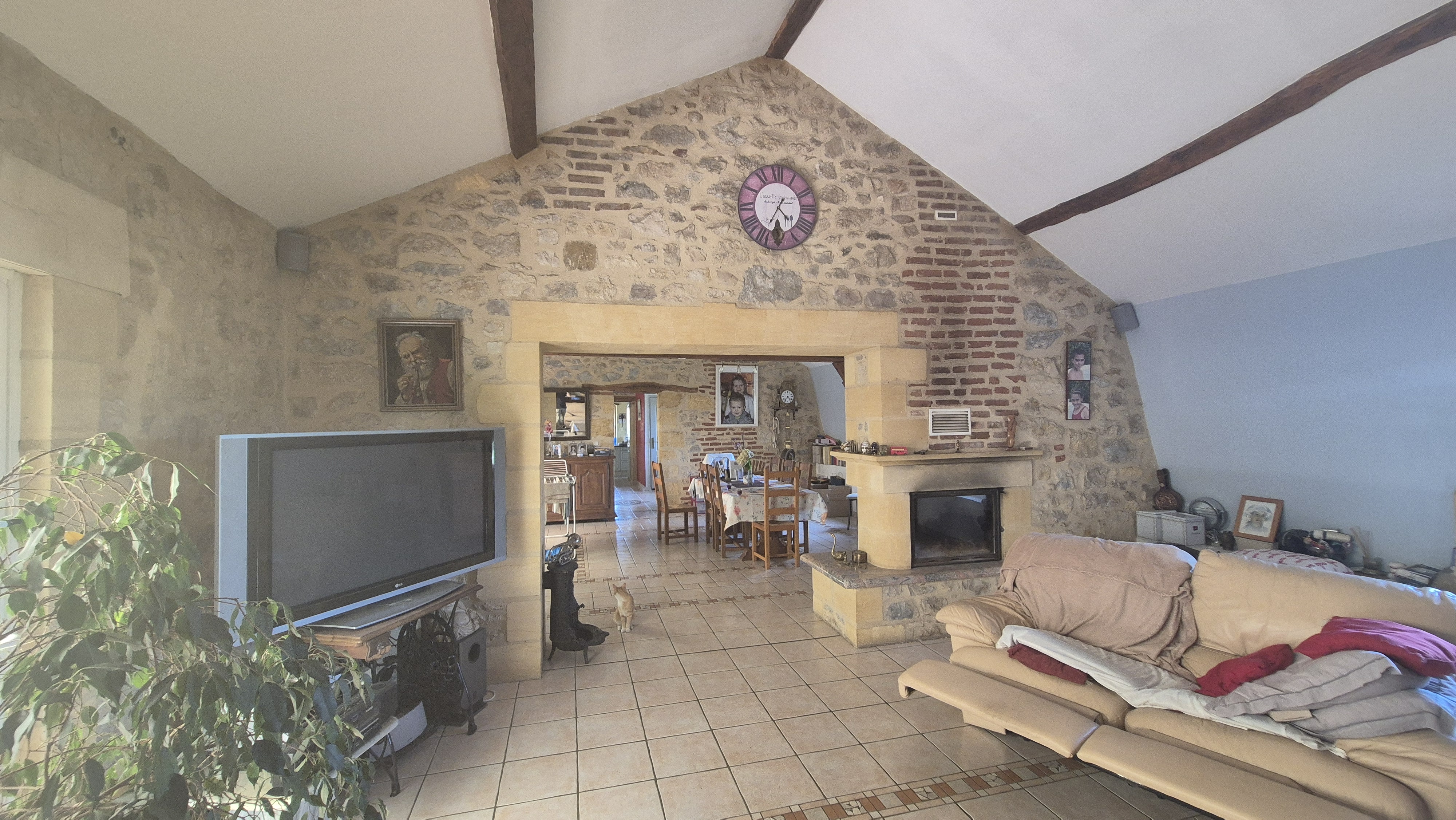 Photo 11 - MAISON DE PRESTIGE EN PIERRE AVEC VUE ET BEAU JARDIN ET PISCINE !
