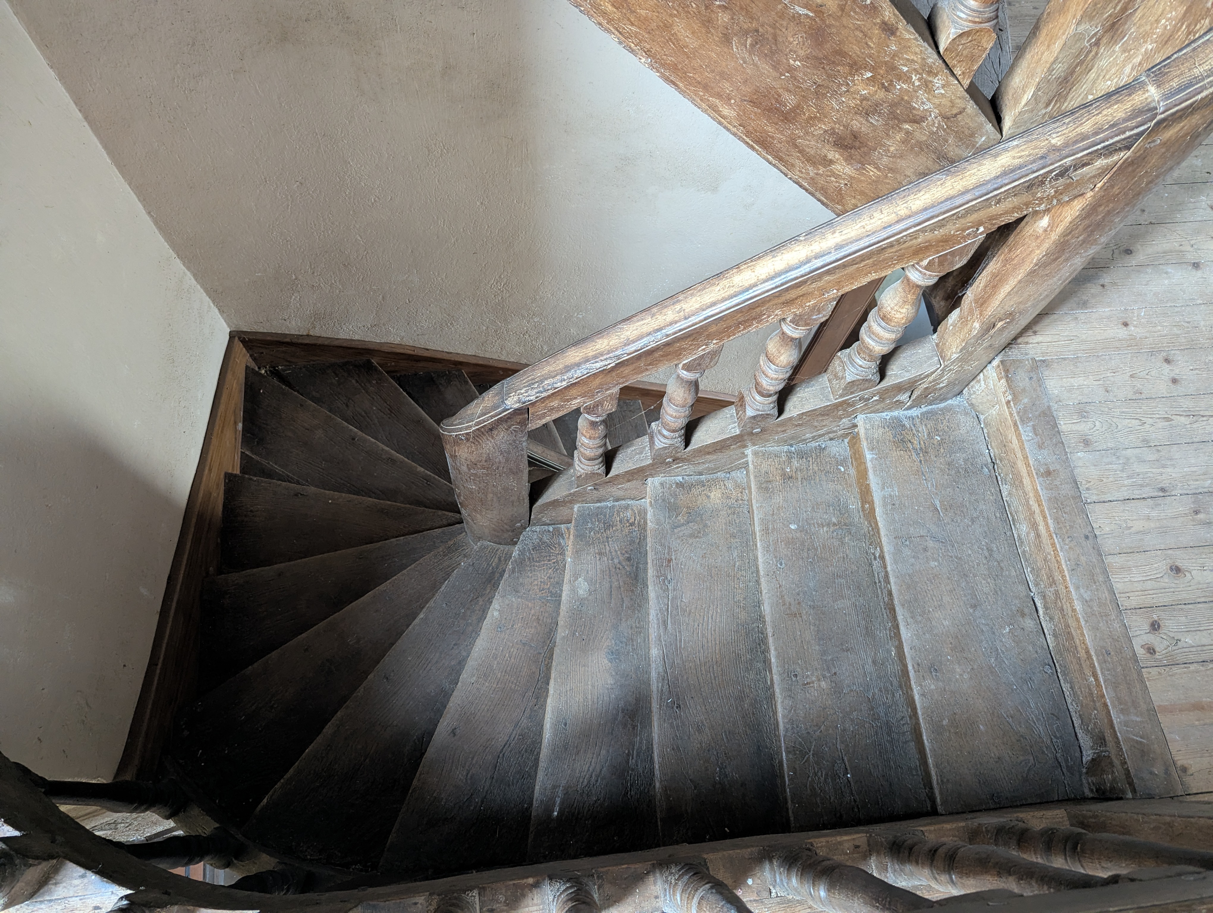 Photo 9 - Grande maison de bourg à rénover !
