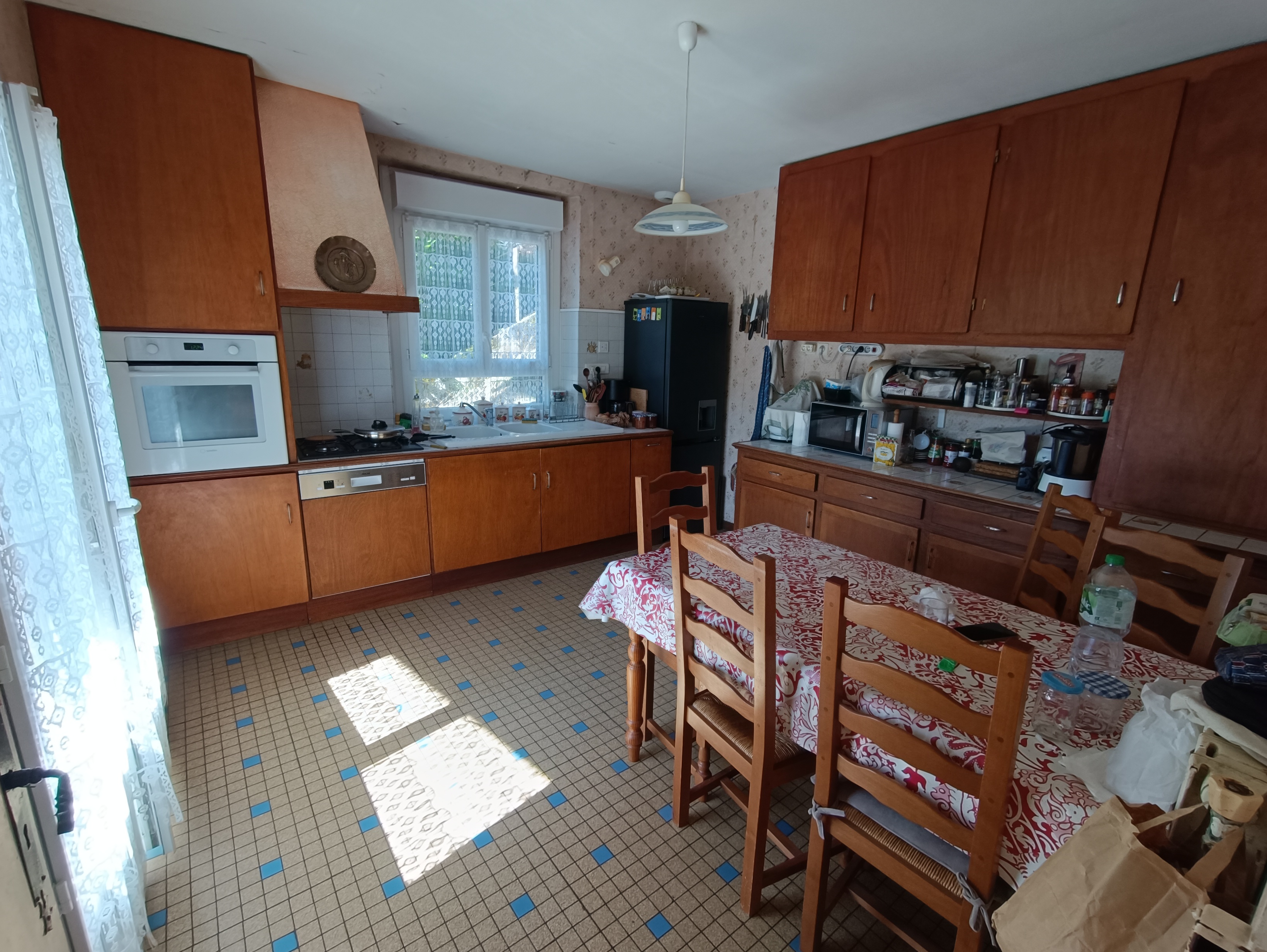Photo 7 - Maison Type T7, 5 chambres, 3 terrasses, garages, sur terrain d&rsquo;environ 1151 m²