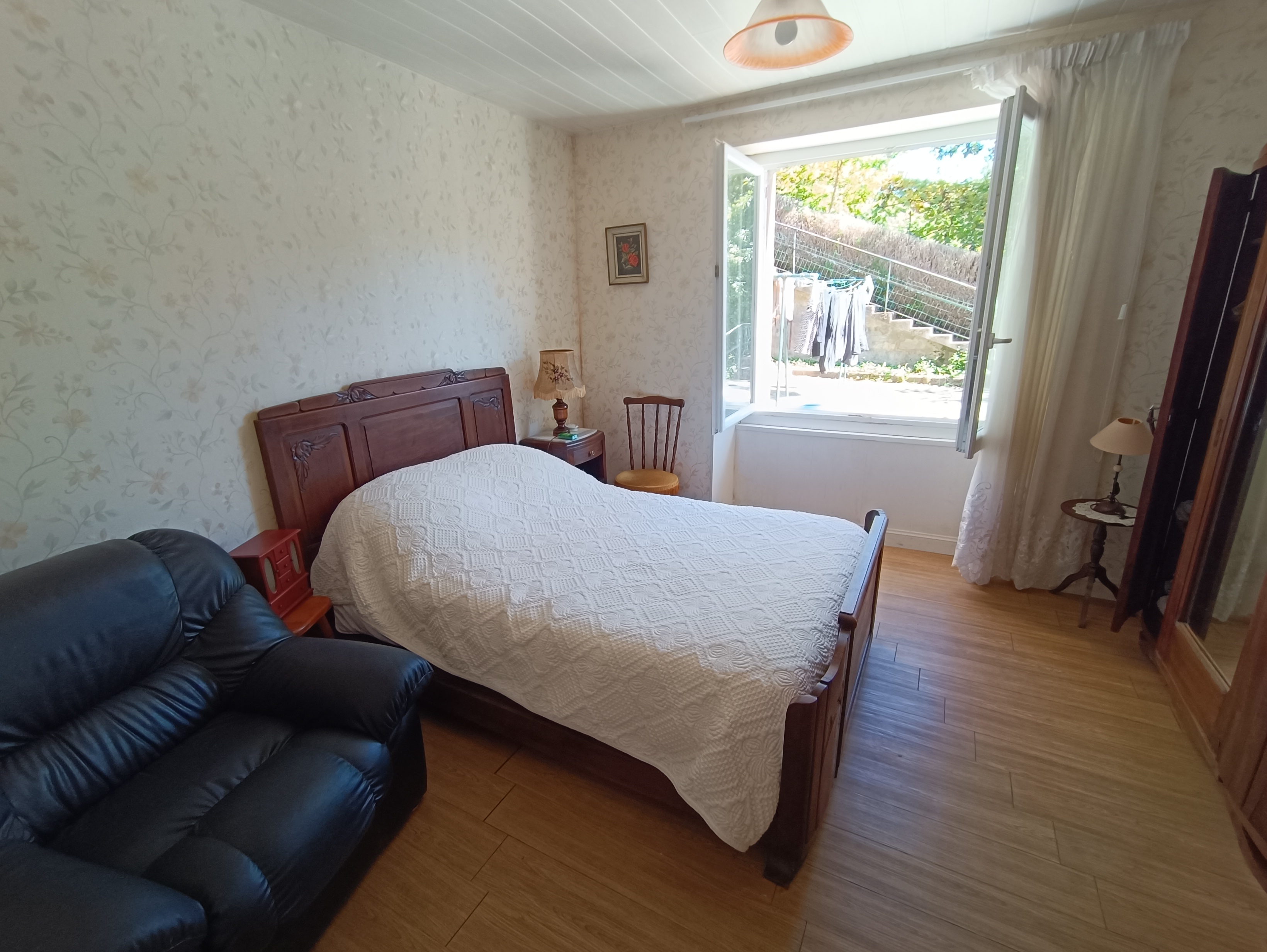 Photo 8 - Maison Type T7, 5 chambres, 3 terrasses, garages, sur terrain d&rsquo;environ 1151 m²