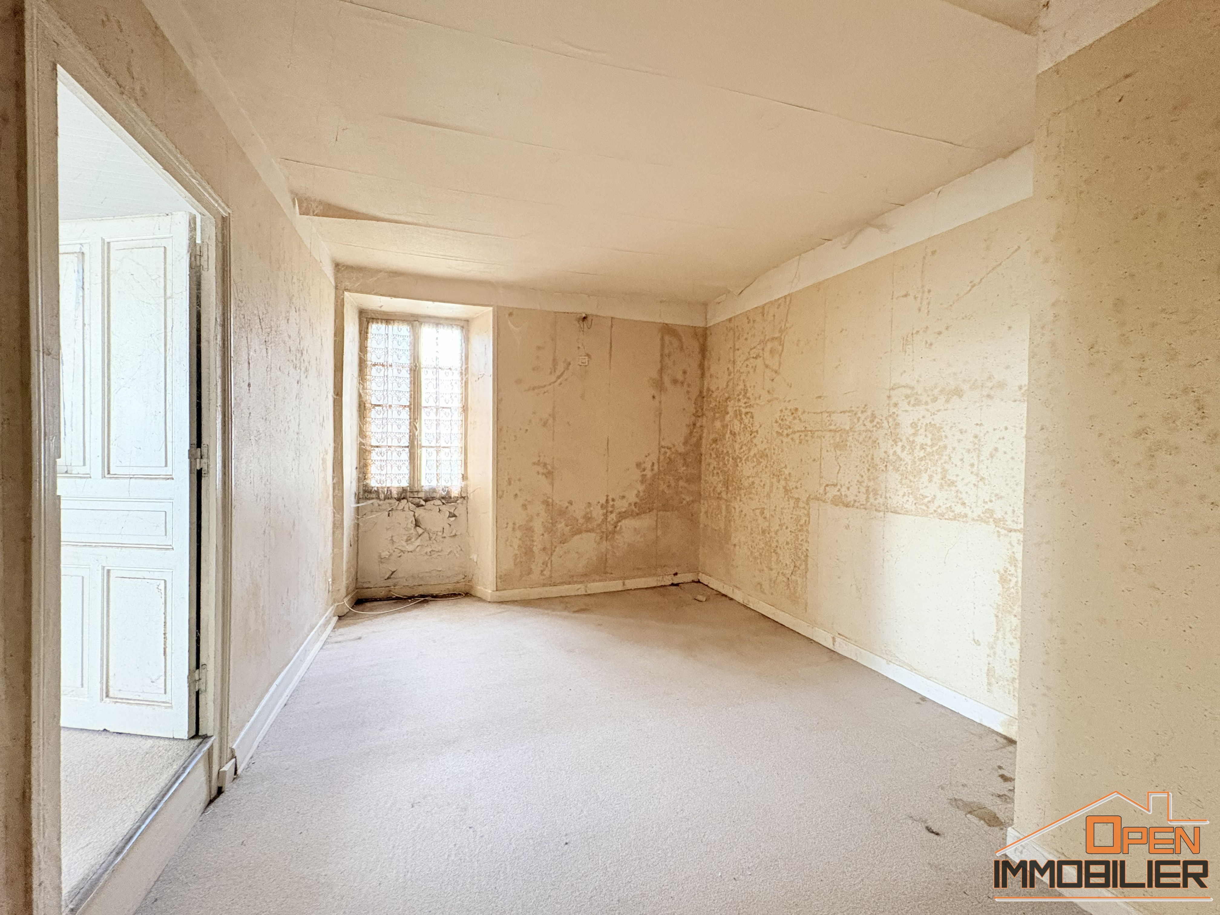Photo 14 - Bâtiment en pierre 230m² + Grange 125m²