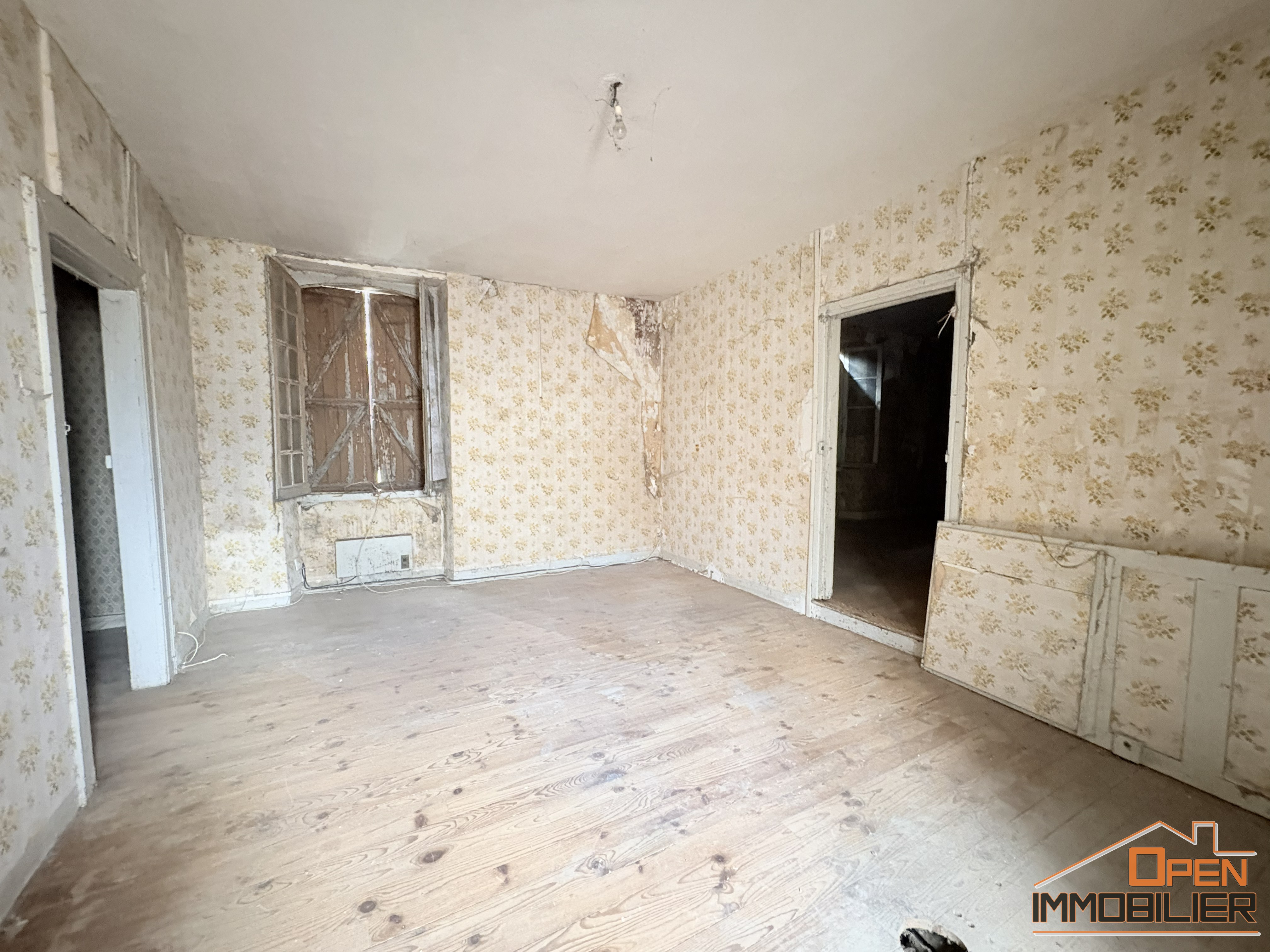 Photo 17 - Bâtiment en pierre 230m² + Grange 125m²