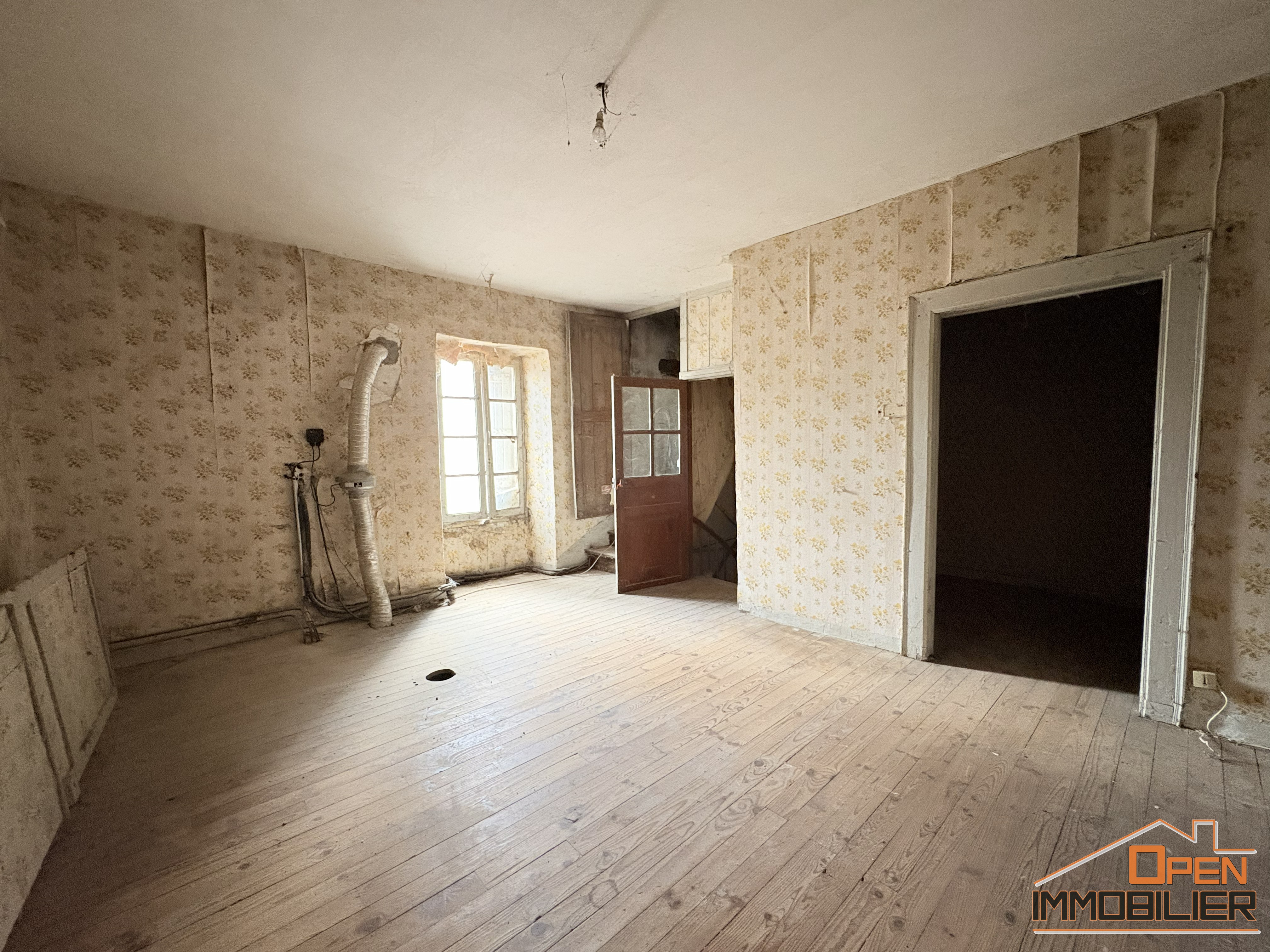 Photo 19 - Bâtiment en pierre 230m² + Grange 125m²