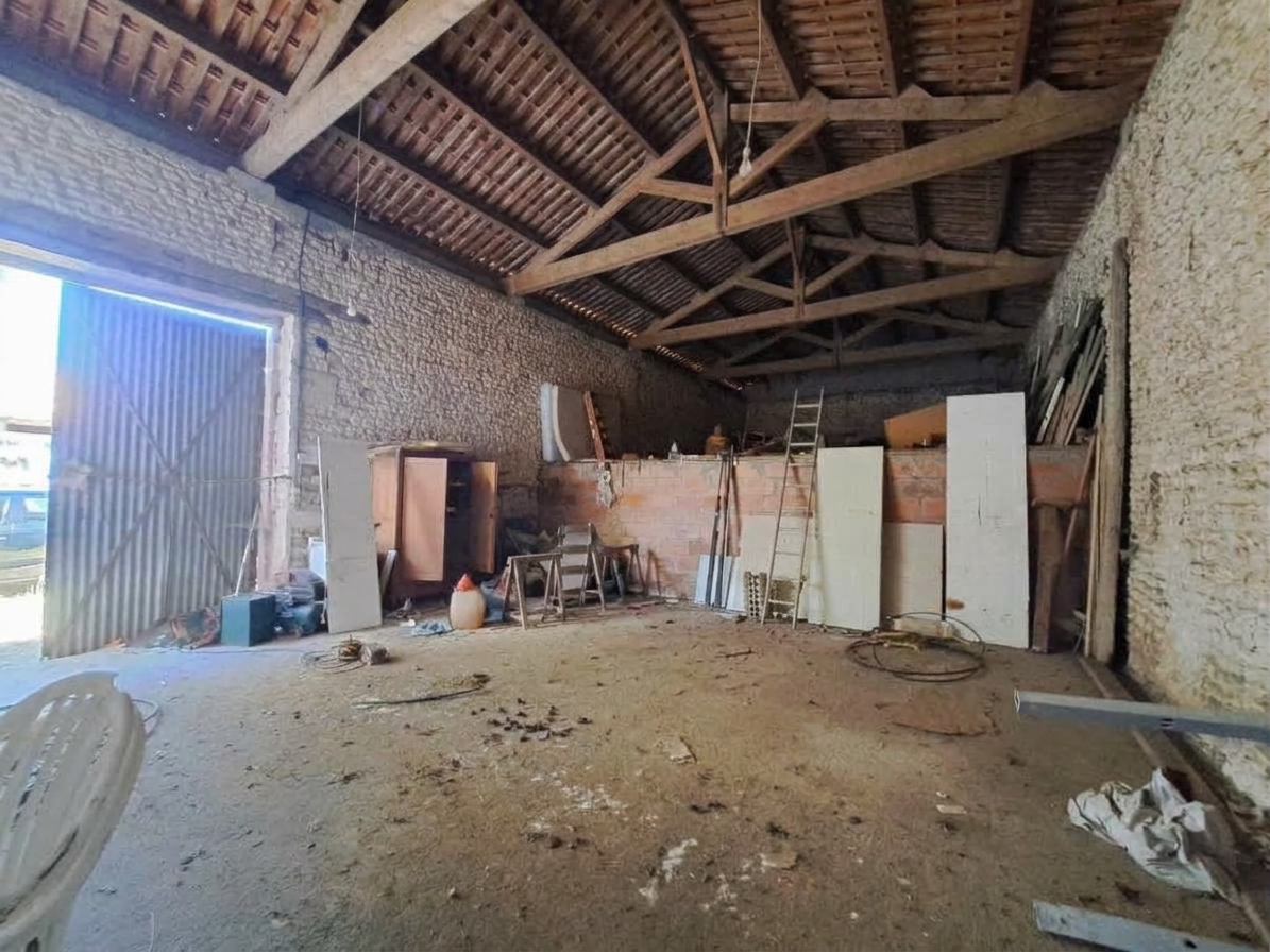 Photo 19 - Maison – 156 m² – Sans voisin – Dépendances – Terrain 4115 m²
