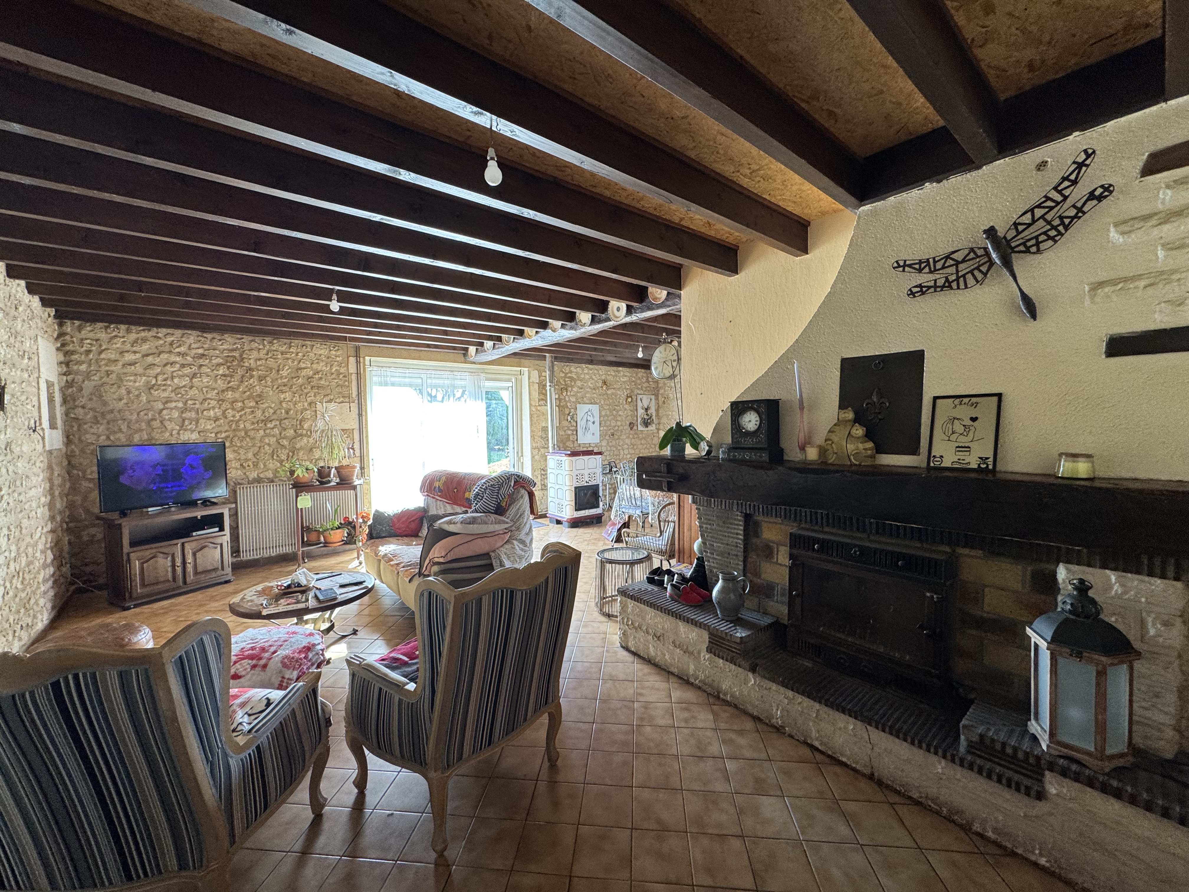 Maison en pierre 200 m² - Terrain 1580 m² - Photo 3