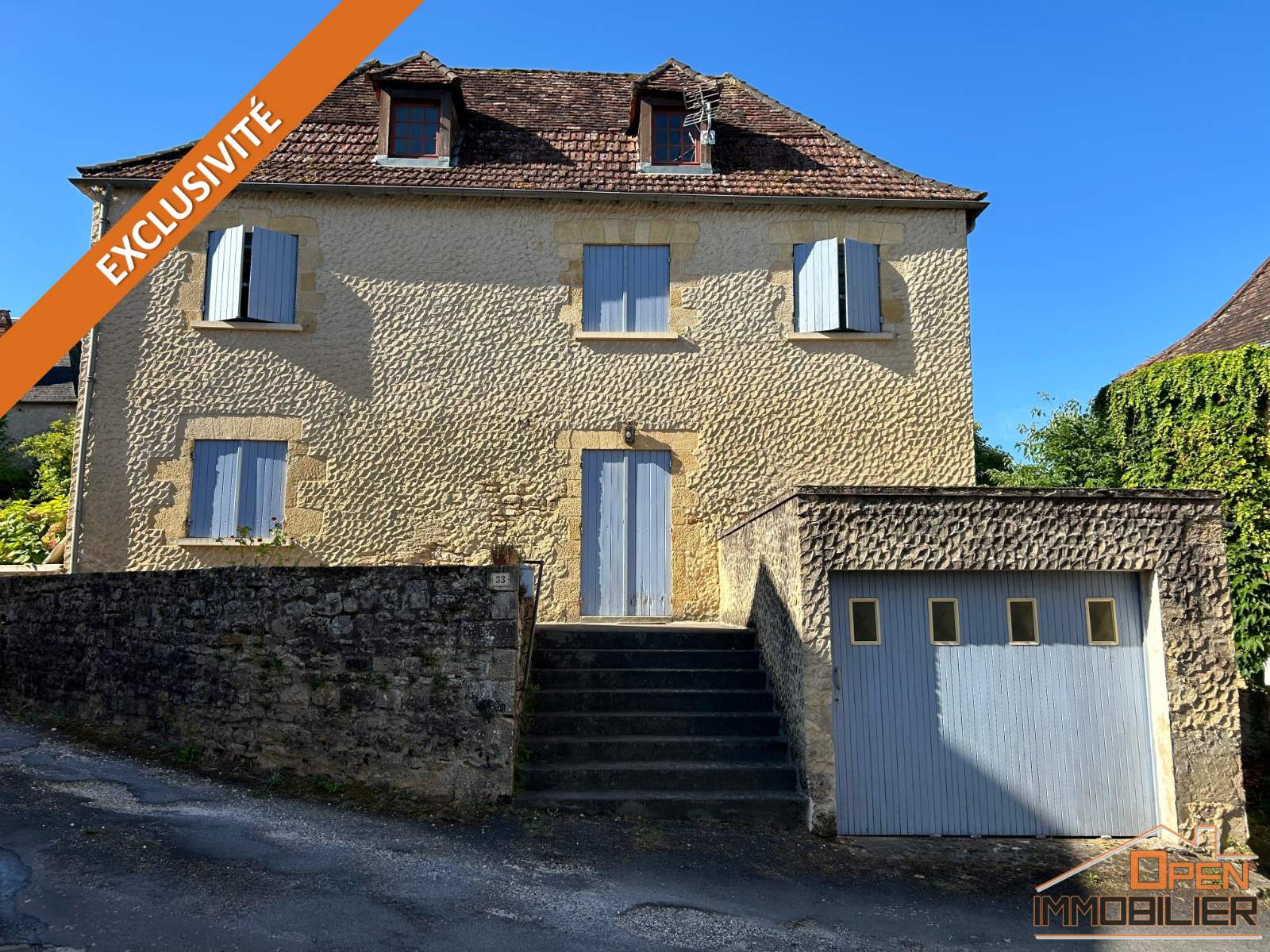 Photo 2 - Maison en pierre 111m² – Terrain 636m² – Garage