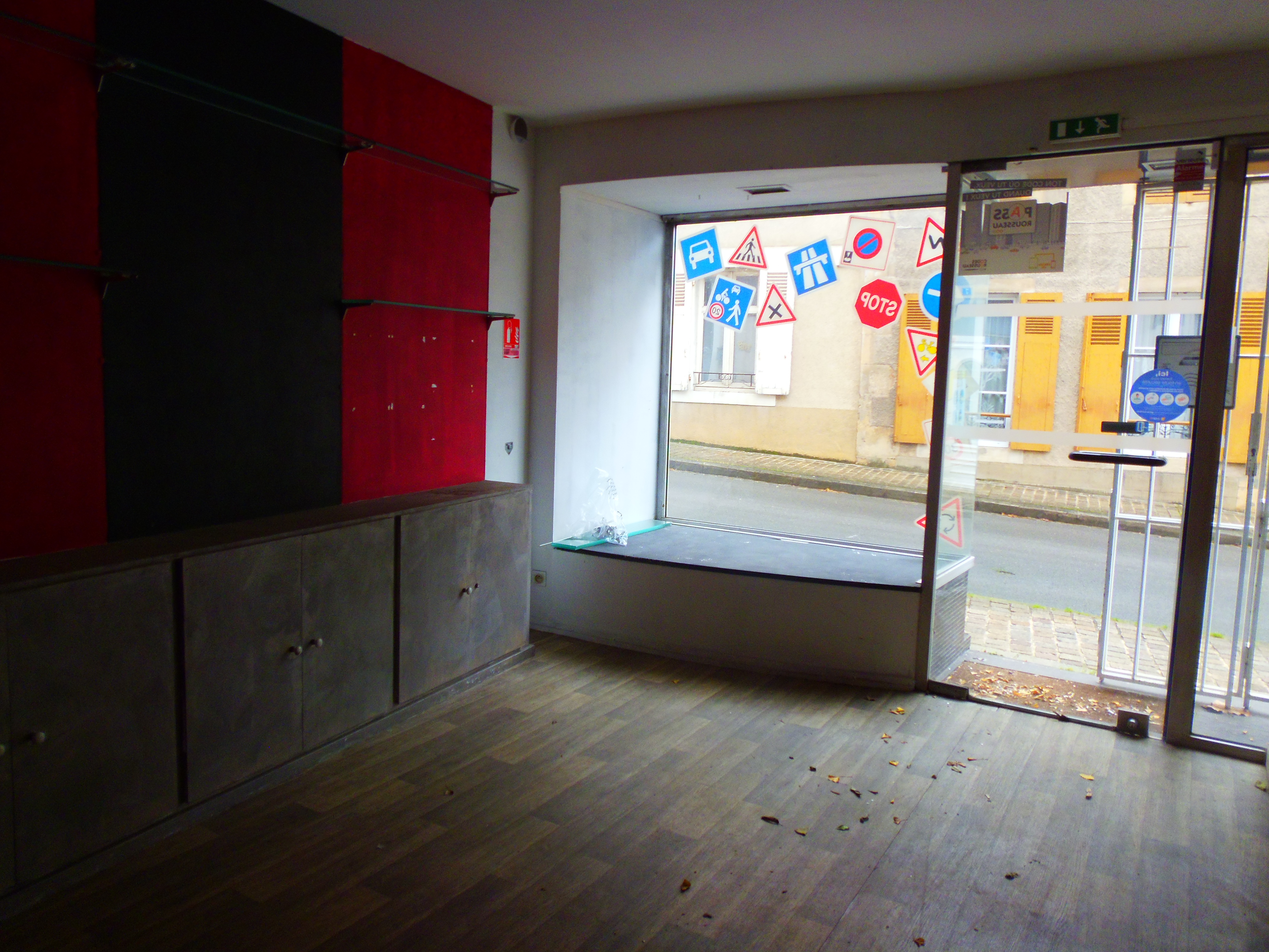Photo 2 - maison de ville avec local commercial