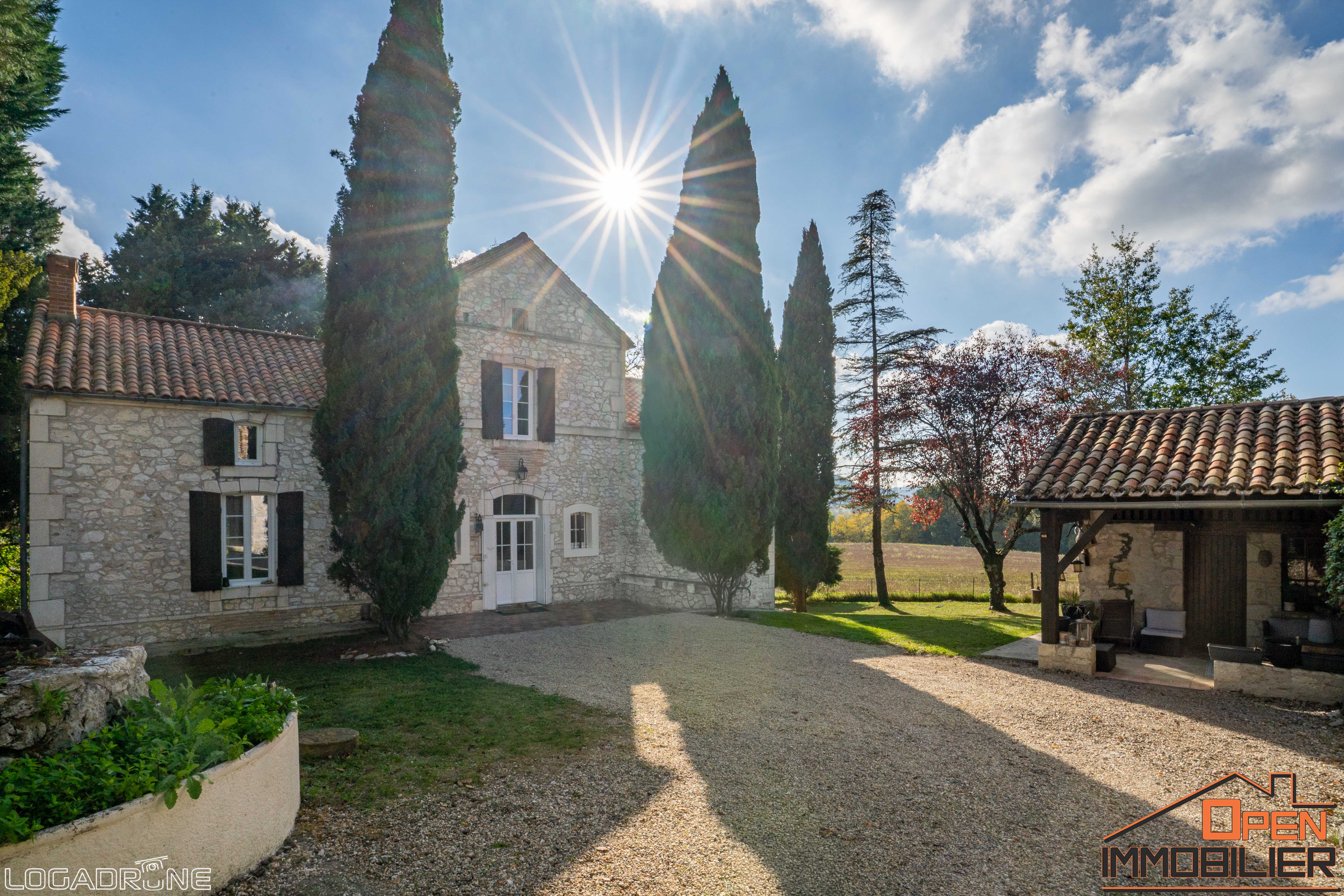 Photo 2 - Propriété avec gîte et piscine
