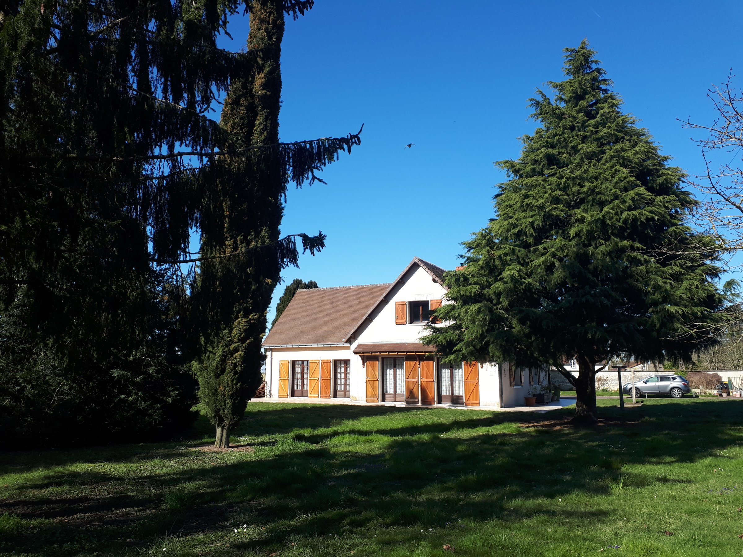 Photo 2 - Très belle maison 7p 6chs et hangar de 182m2