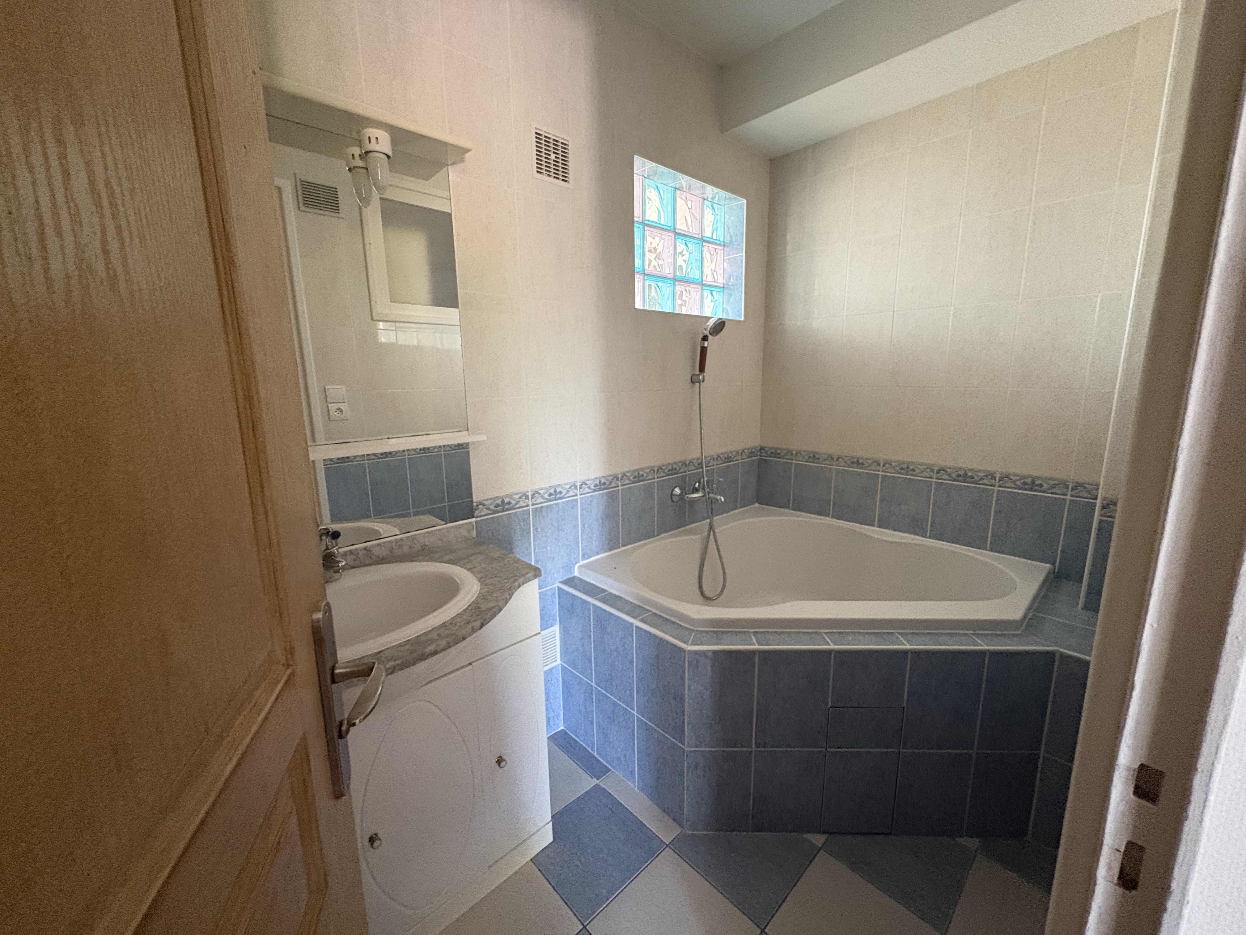 Photo 9 - Appartement T3 avec balcon