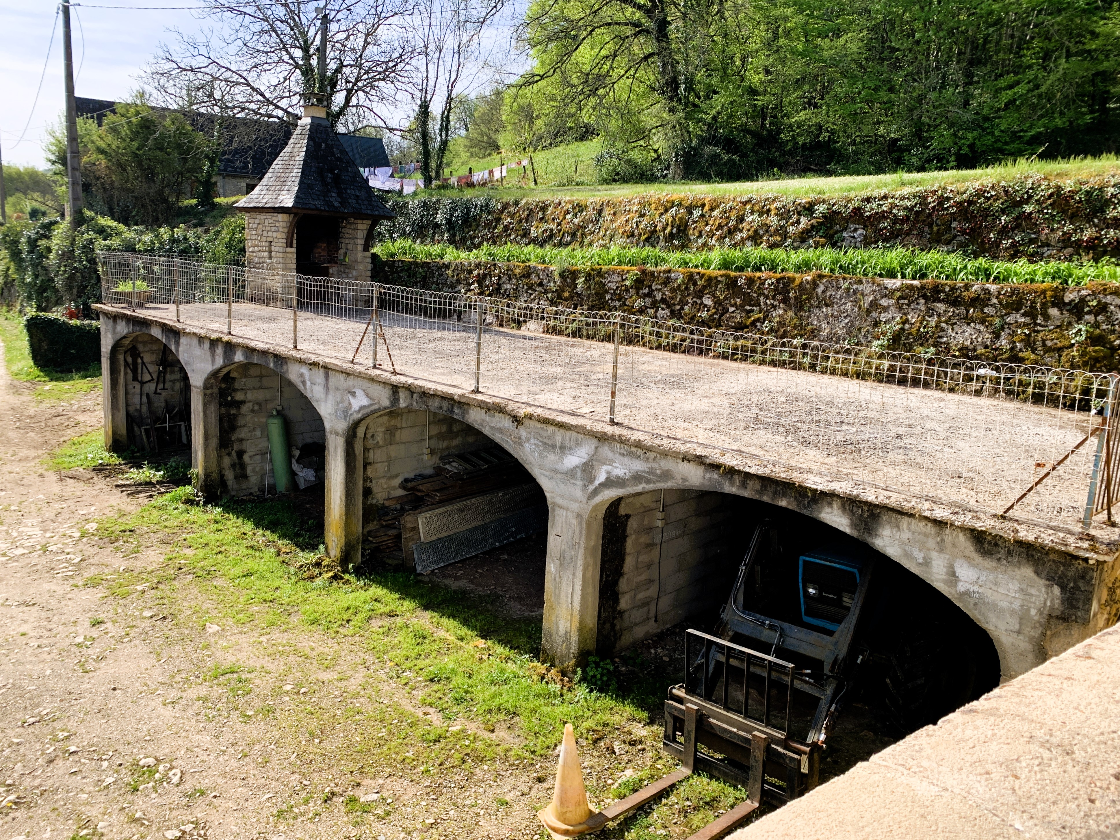 Photo 21 - Maison avec grange et terrain