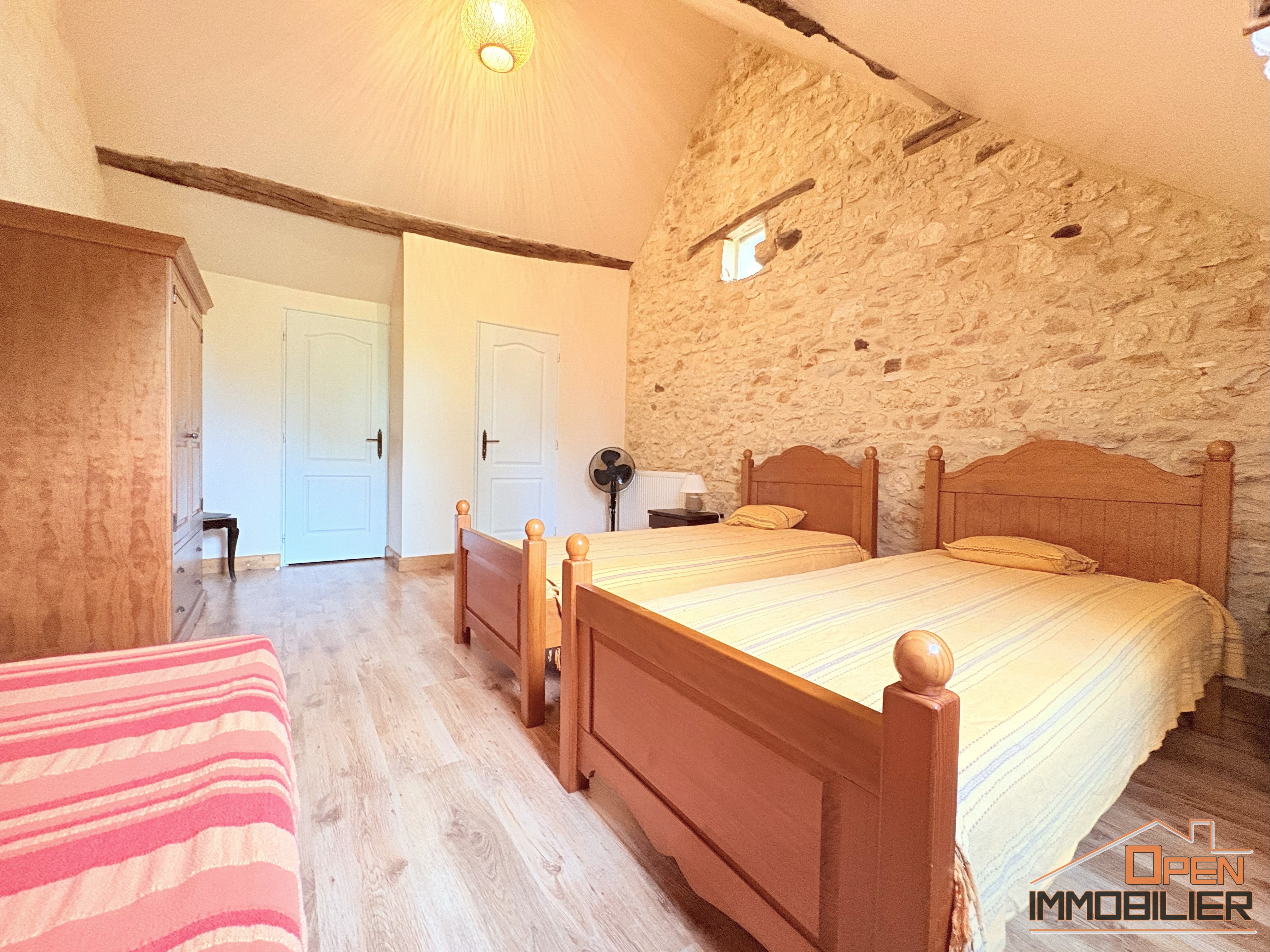 Photo 21 - Propriété en pierre – 280m² – 11 pièces – Piscine