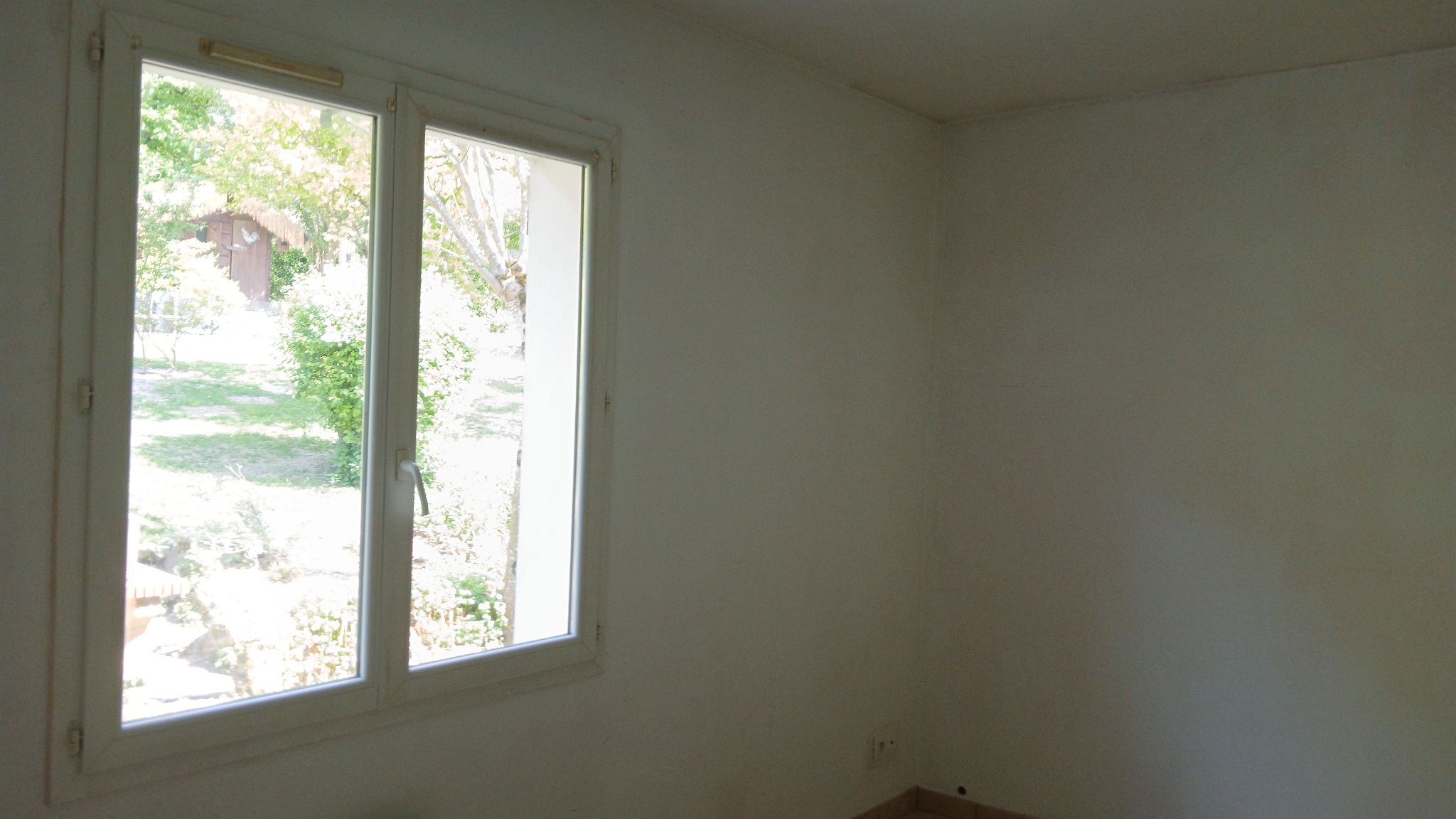 Photo 2 - Maison 2 chambres, garage, terrain clos