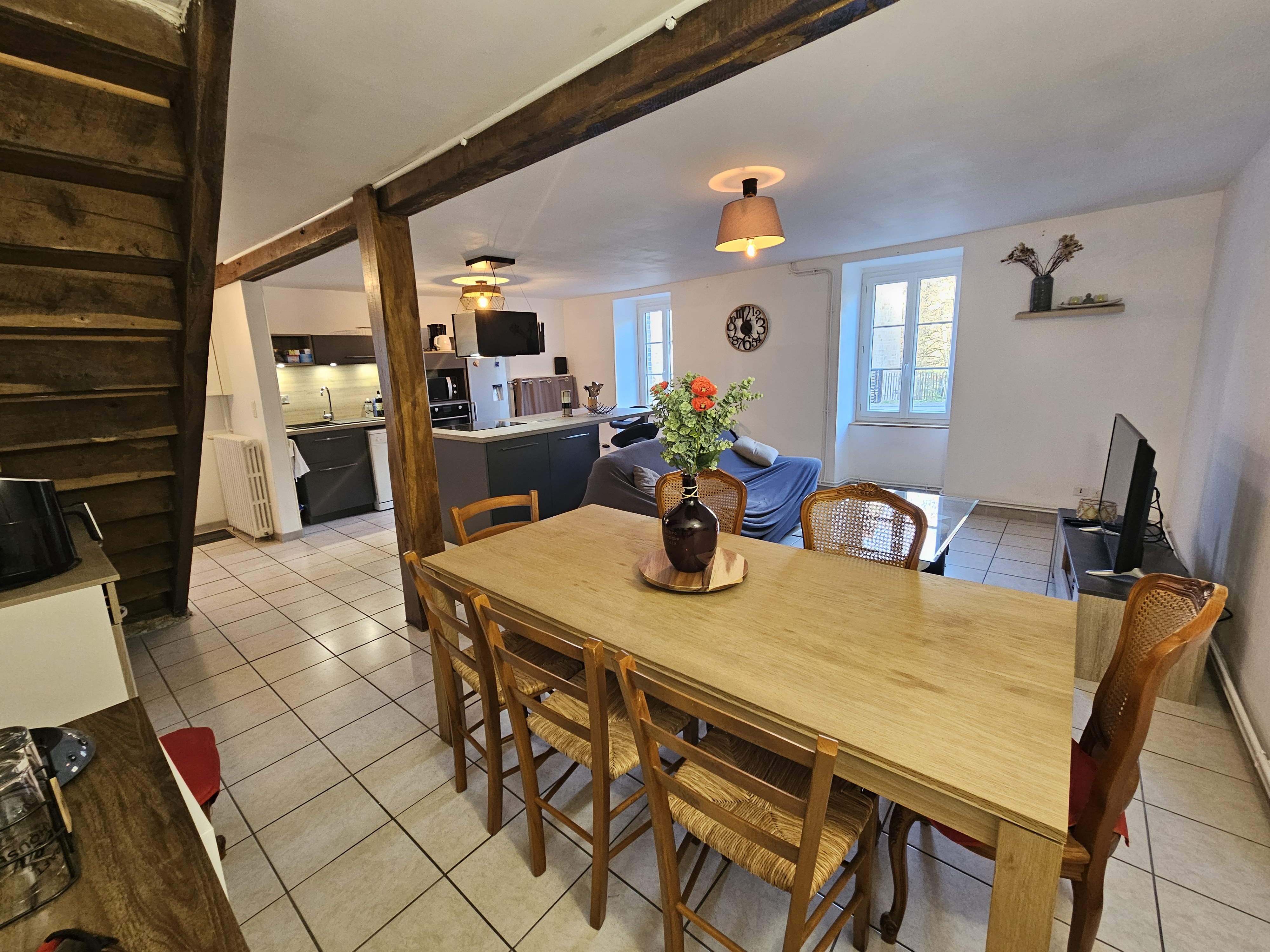 Maison en pierre avec dépendances - Photo 2