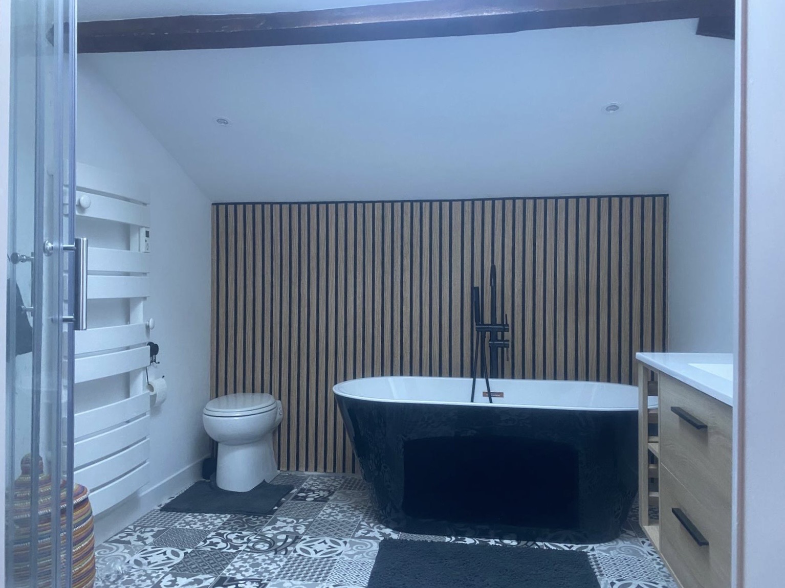 Photo 2 - Maison en pierre 160 m² – Terrain et piscine – sans voisins