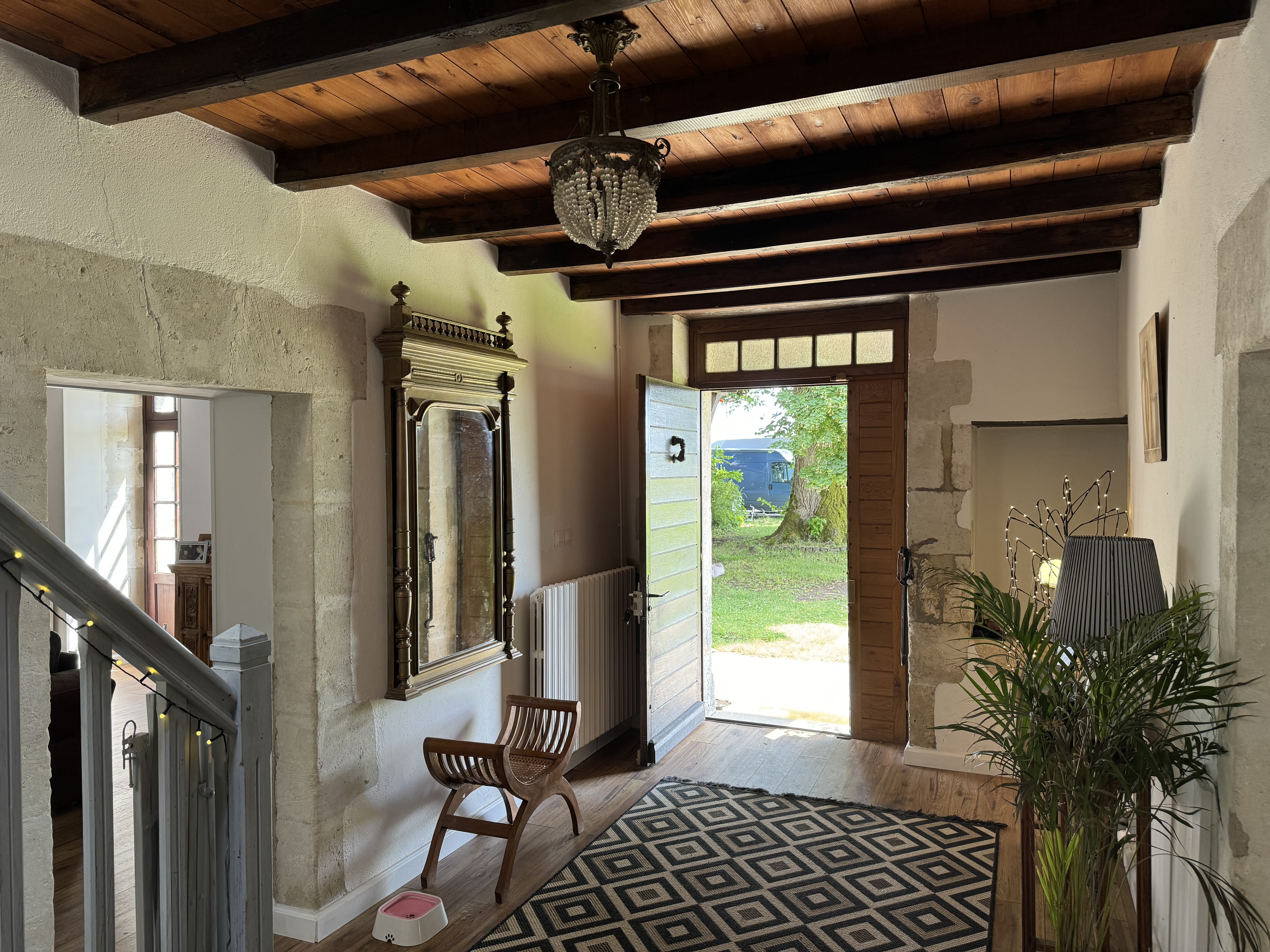 Maison en pierre 160 m² - Terrain et piscine - sans voisins - Photo 3