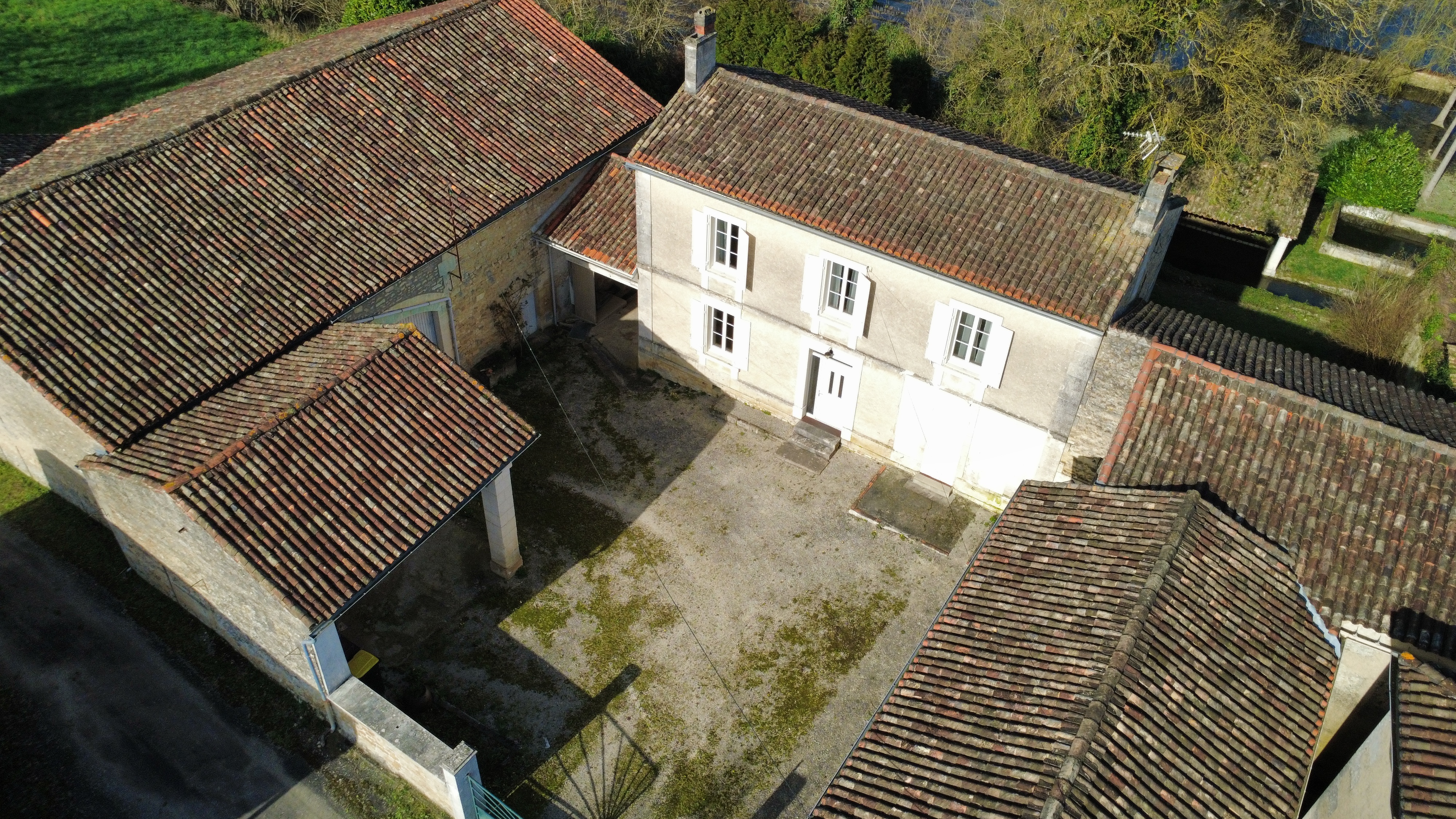 Photo 18 - Ensemble immobilier