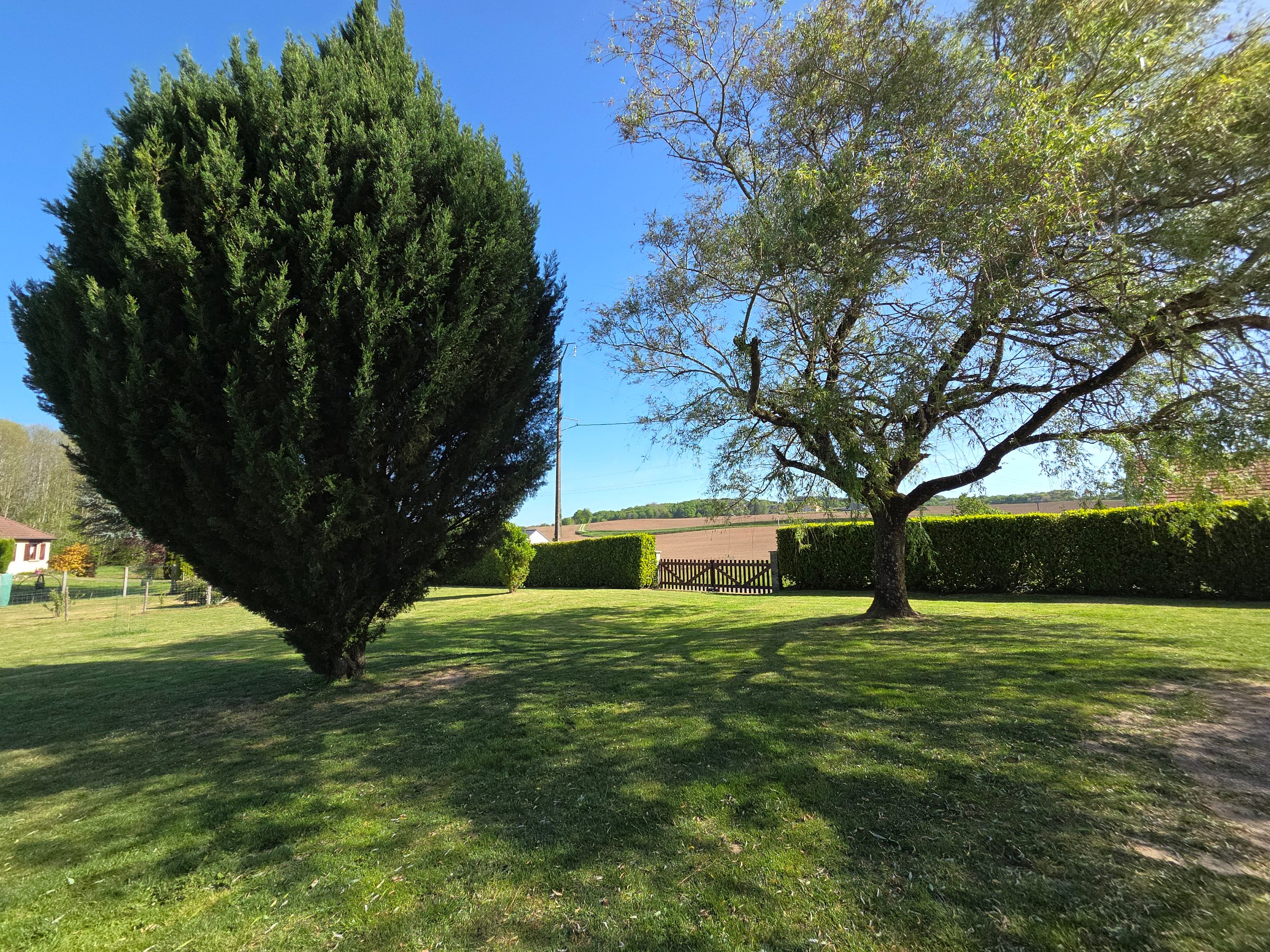 Photo 37 - Maison avec garages et dépendances sur terrain clos de 3476m2