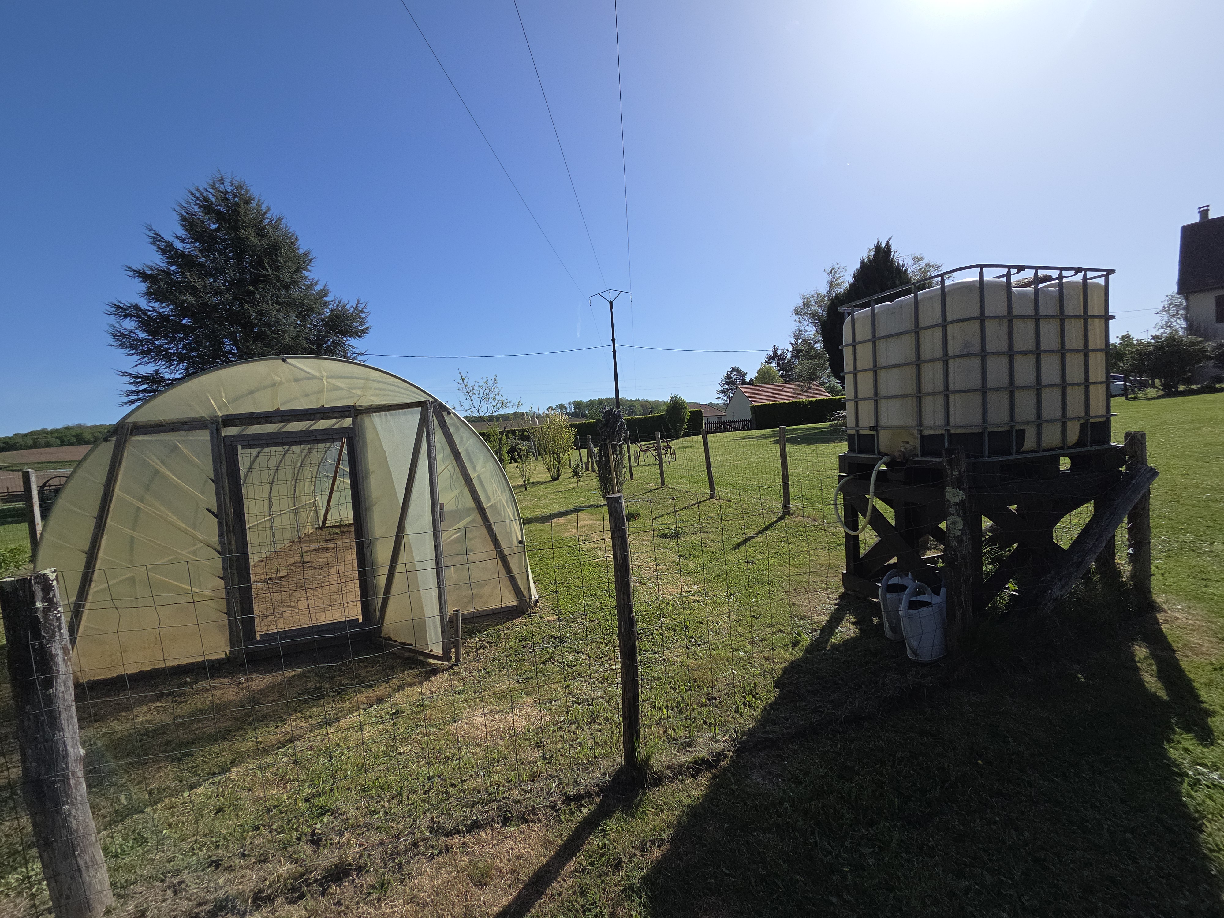 Photo 30 - Maison avec garages et dépendances sur terrain clos de 3476m2