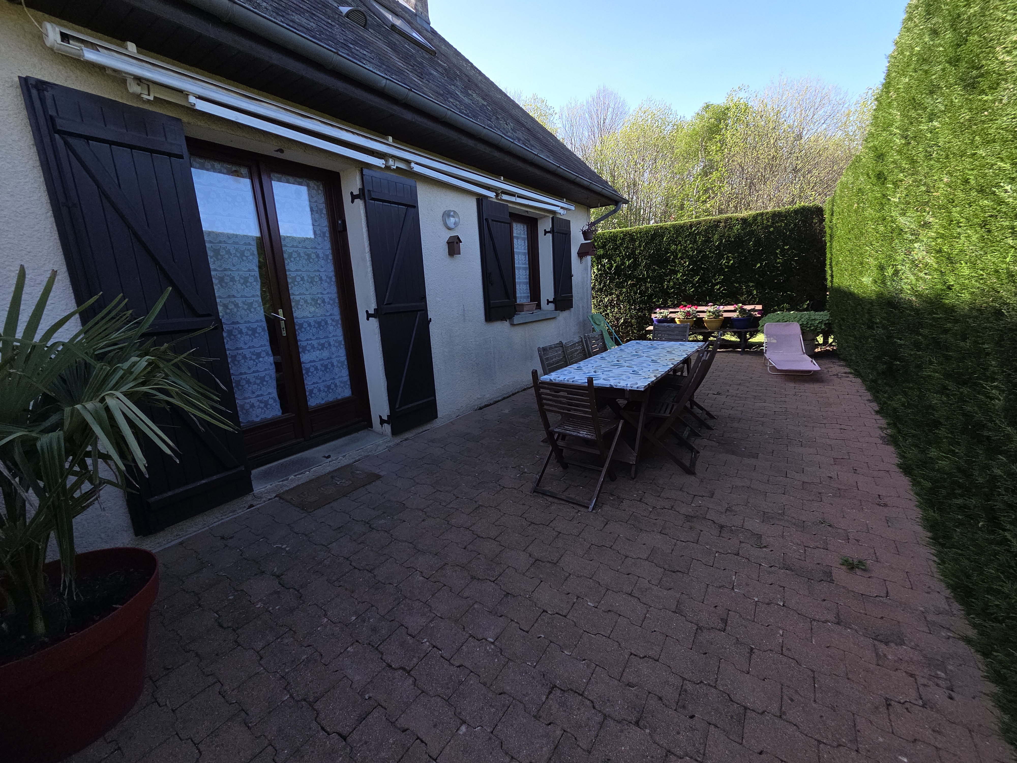 Photo 6 - Maison avec garages et dépendances sur terrain clos de 3476m2