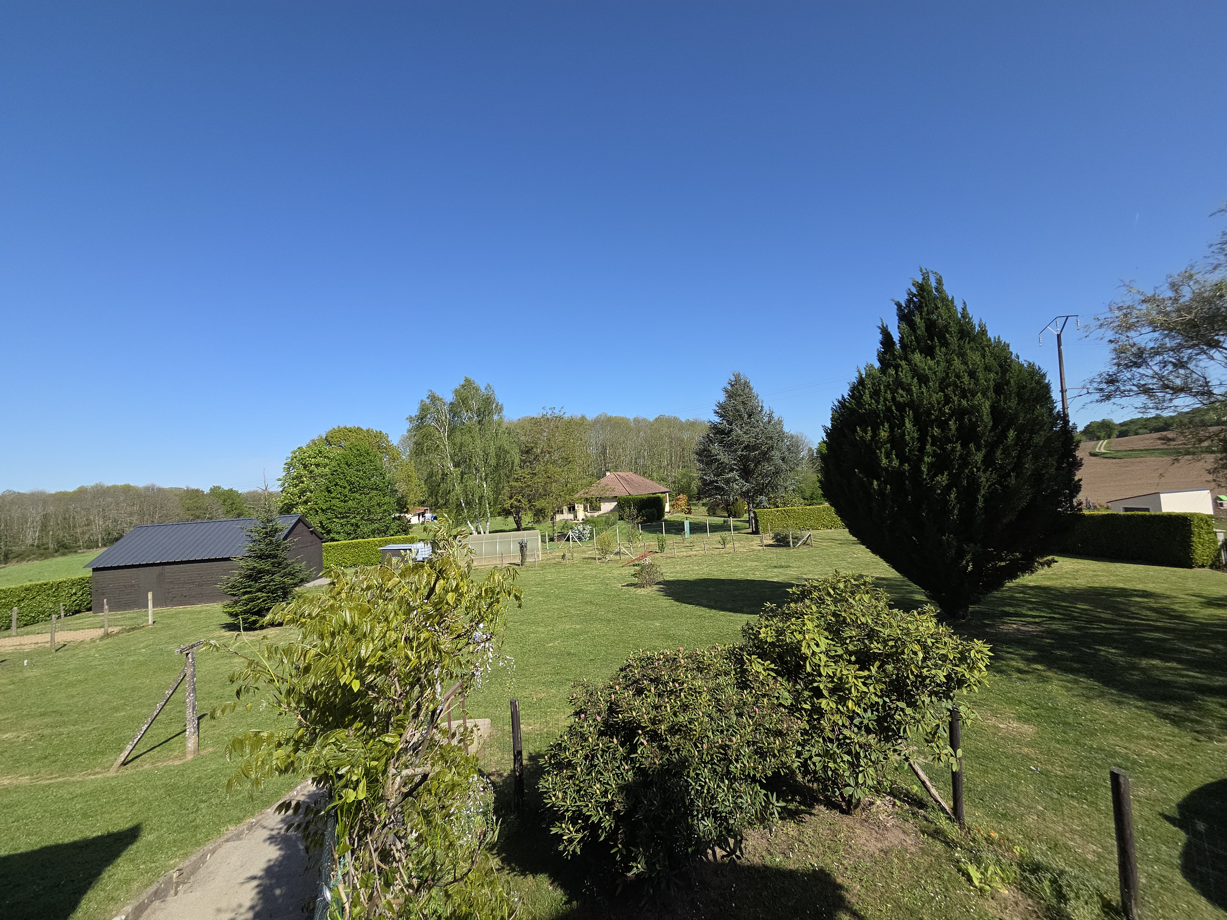 Photo 34 - Maison avec garages et dépendances sur terrain clos de 3476m2