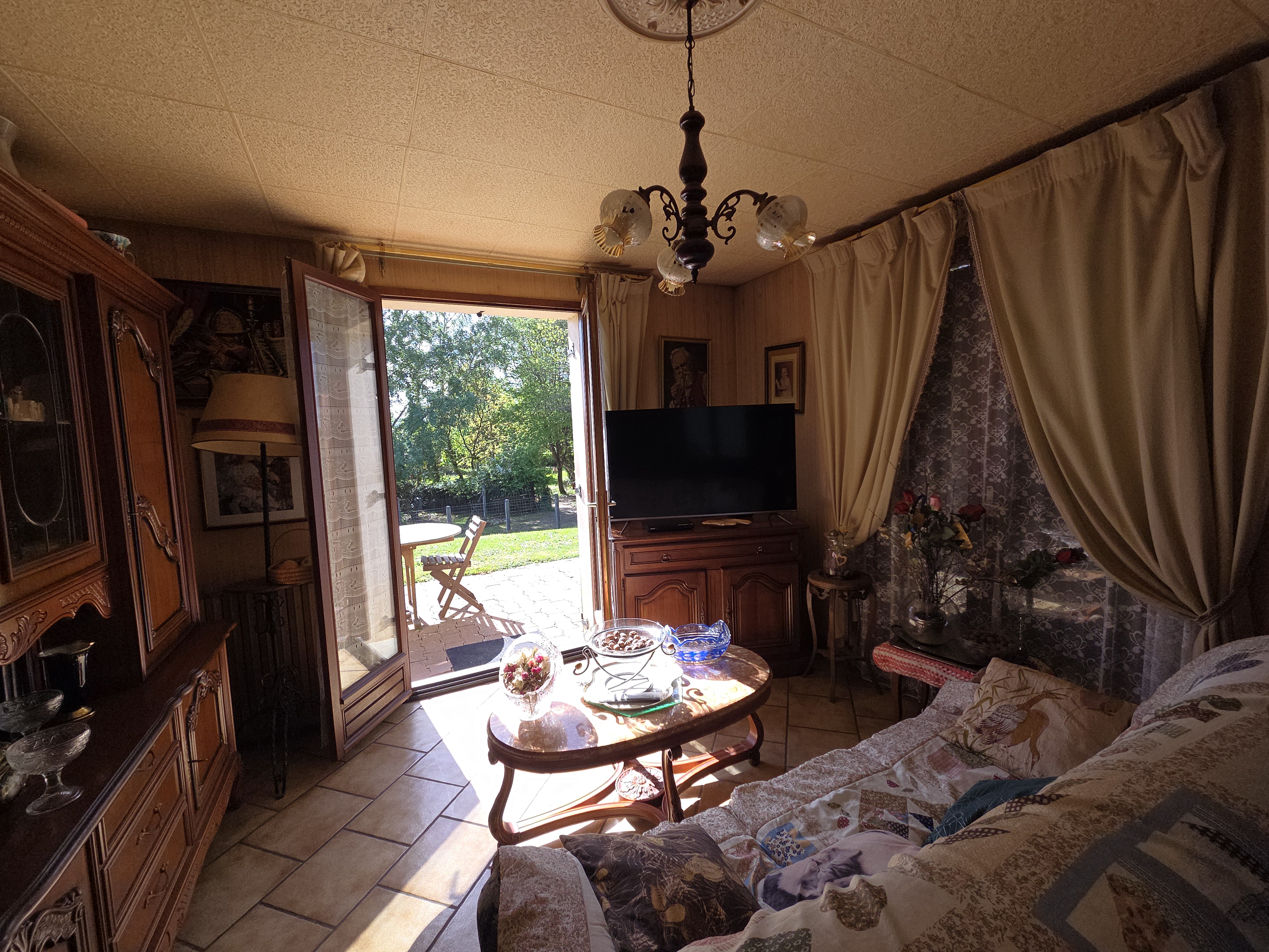 Photo 8 - Maison avec garages et dépendances sur terrain clos de 3476m2