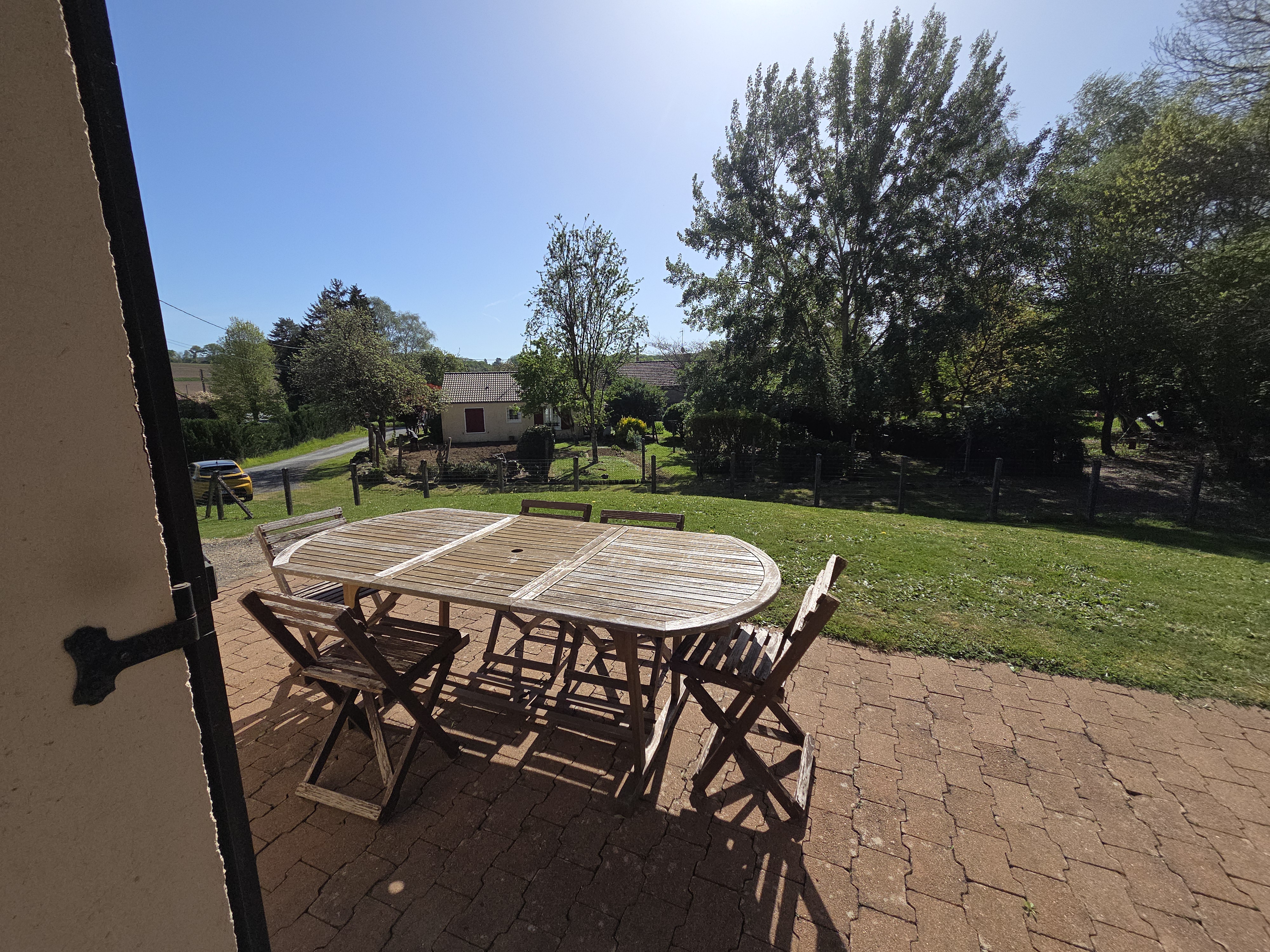 Photo 9 - Maison avec garages et dépendances sur terrain clos de 3476m2
