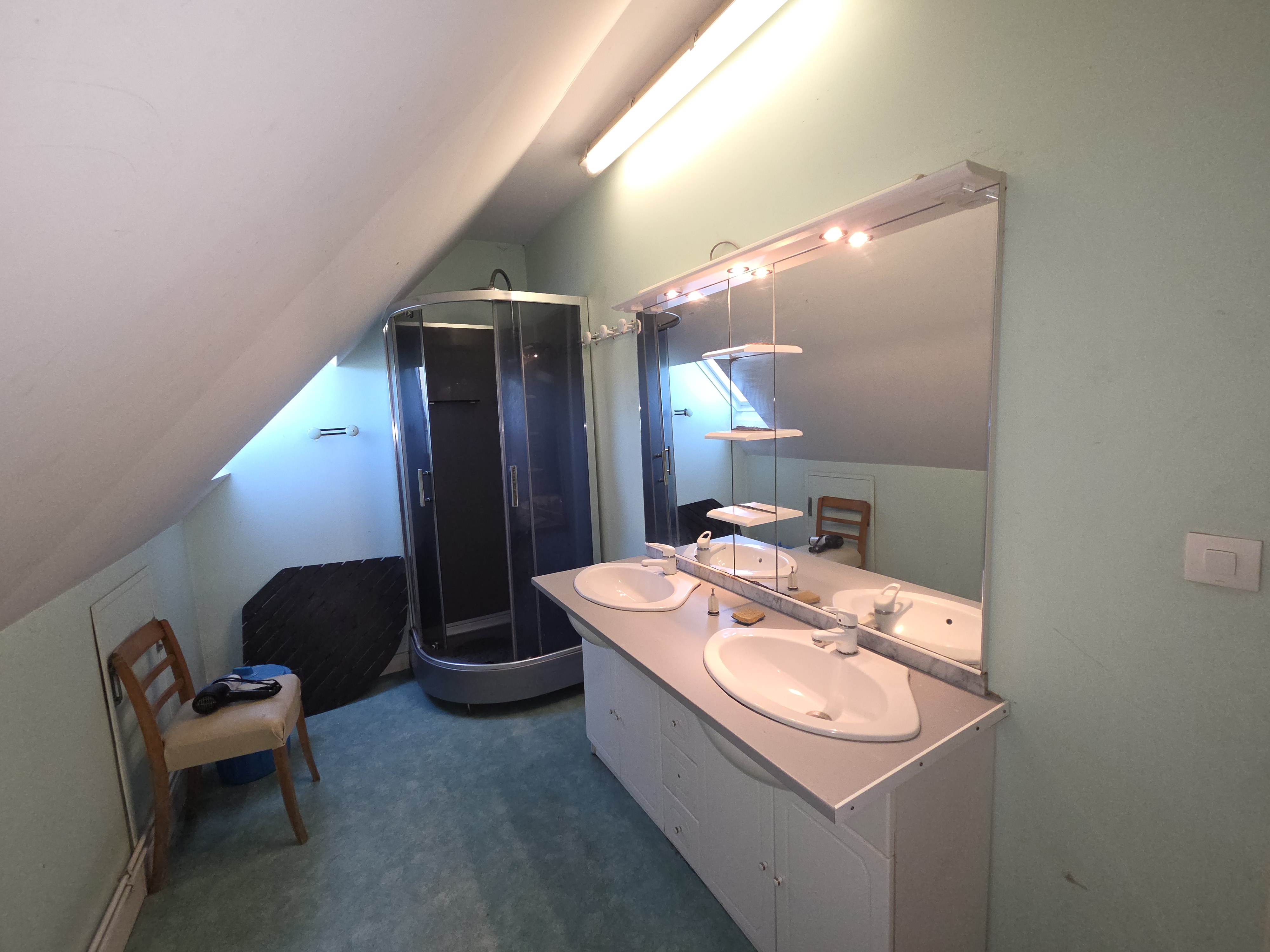 Photo 16 - Maison avec garages et dépendances sur terrain clos de 3476m2