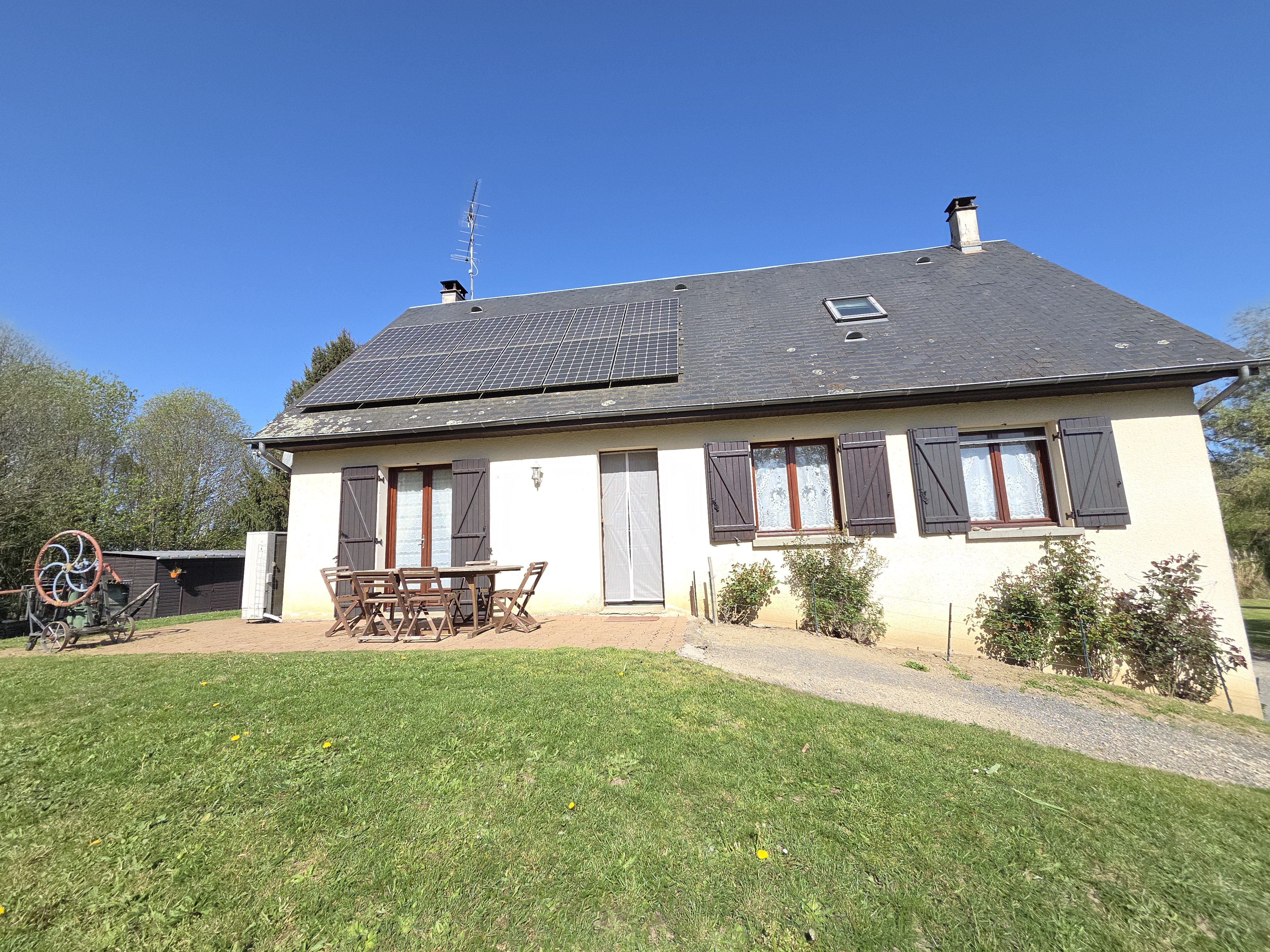 Photo 38 - Maison avec garages et dépendances sur terrain clos de 3476m2