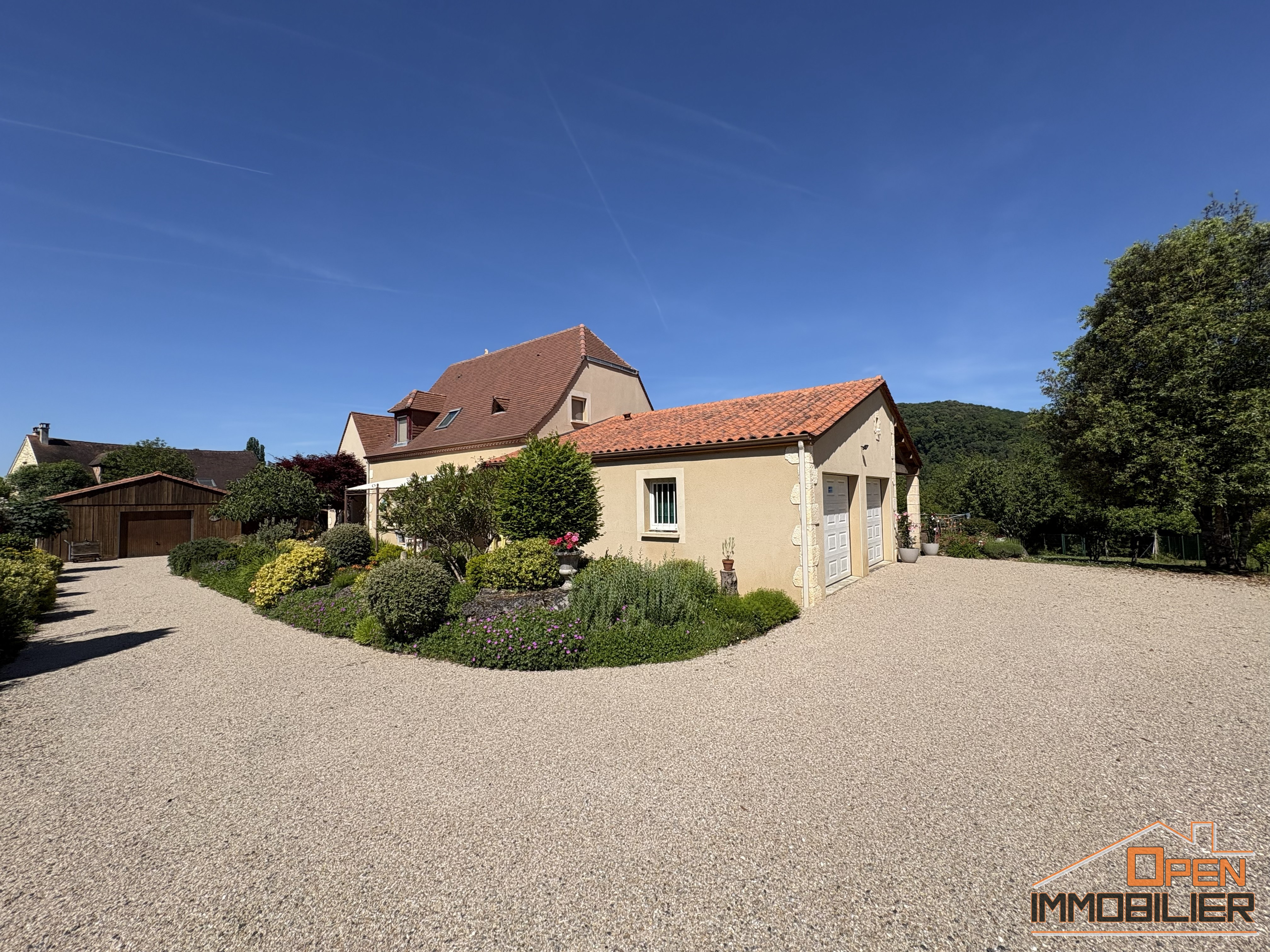 Photo 10 - Propriété Périgourdine 166m²-Piscine-Garages-Terrain 2 754m²
