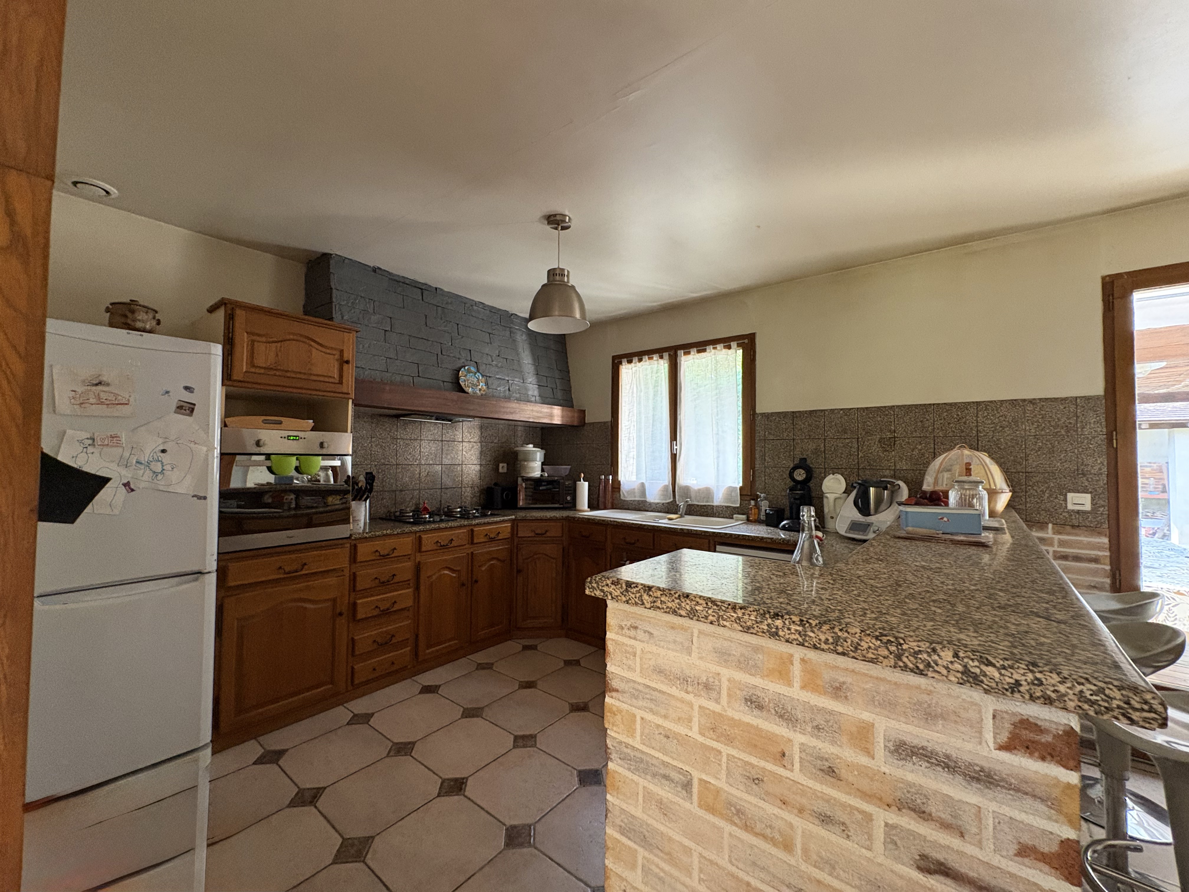 Photo 10 - Maison sur sous-sol avec Piscine