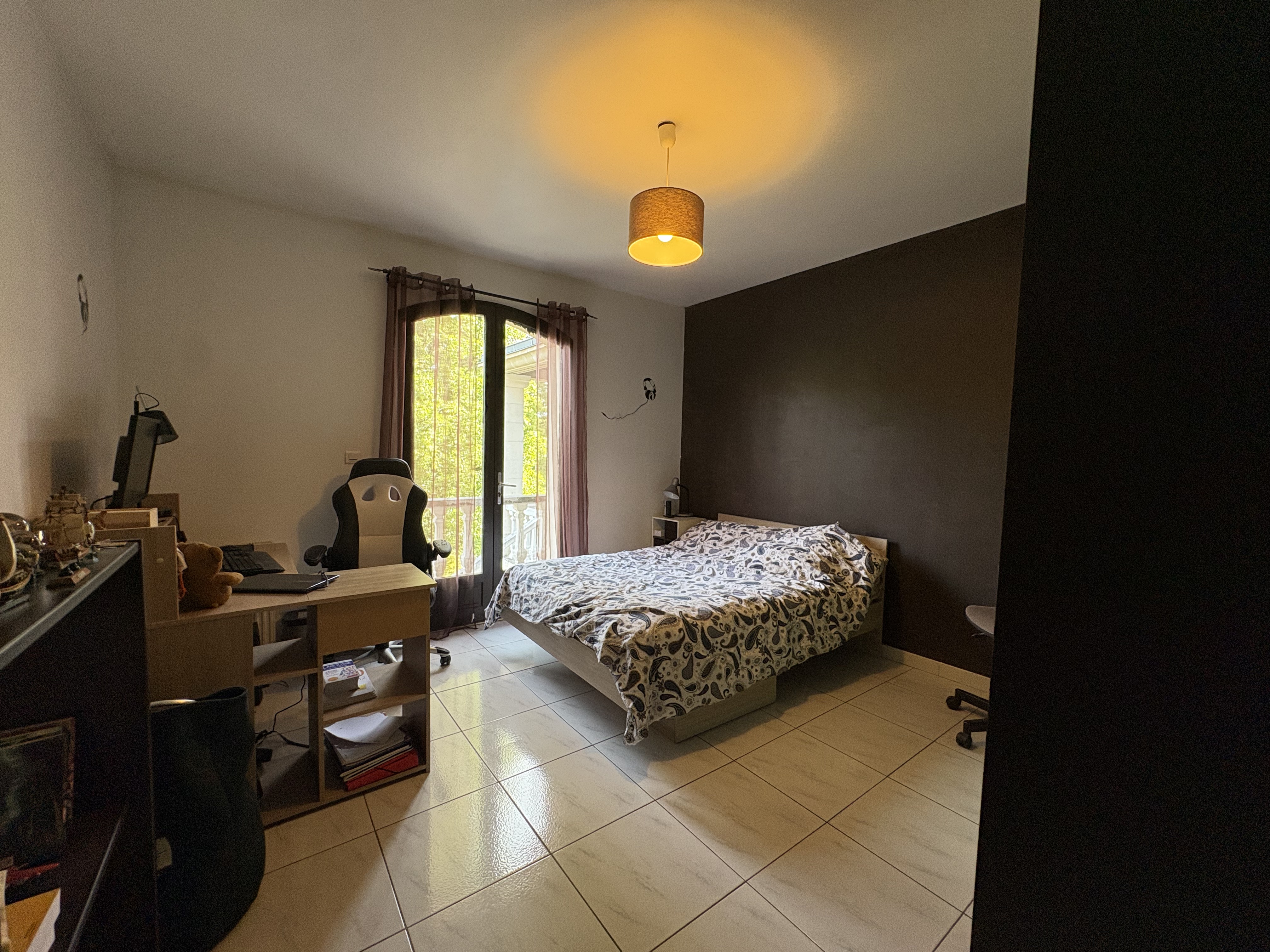 Photo 11 - Maison sur sous-sol avec Piscine
