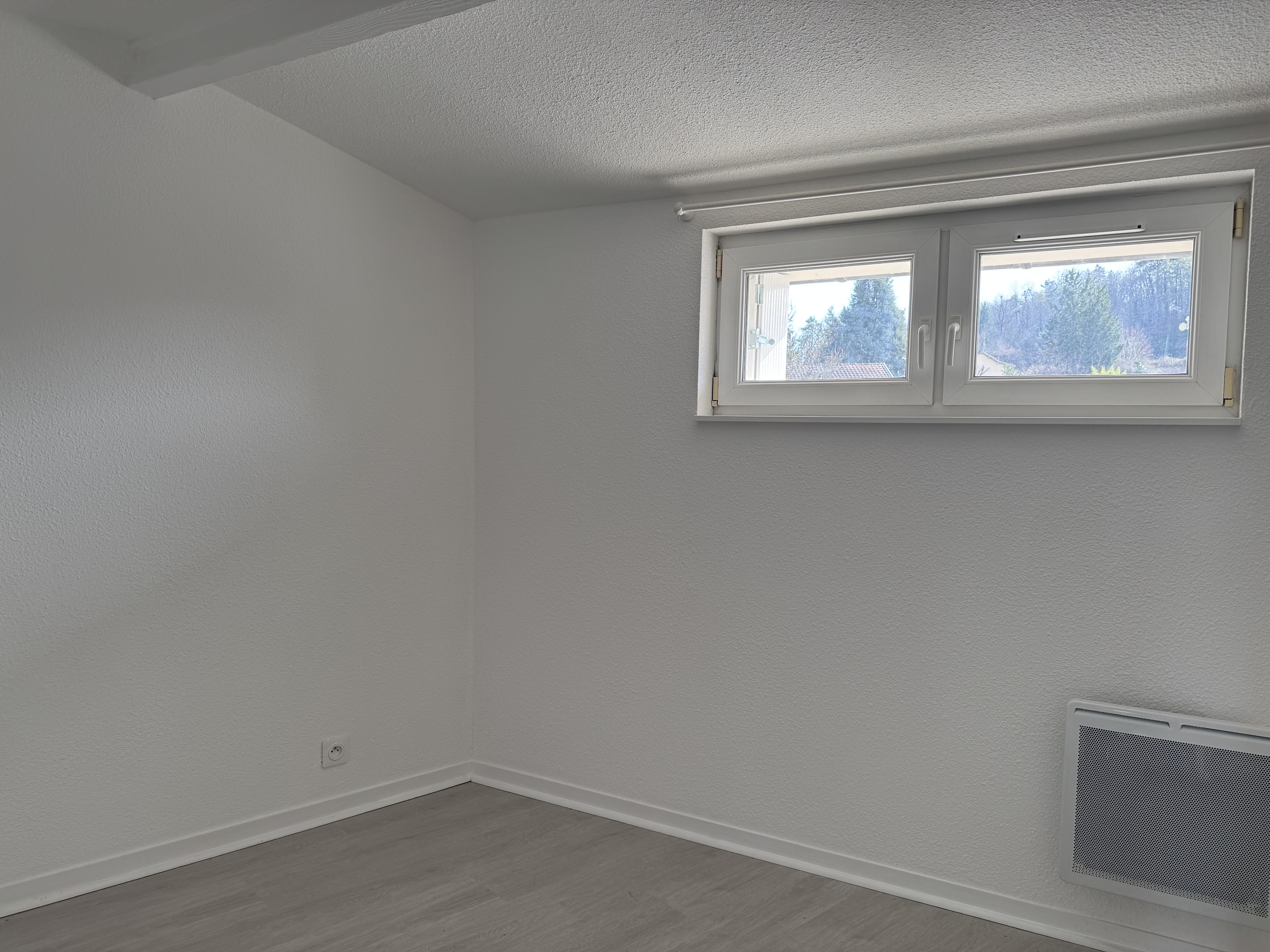 Photo 9 - Appartement T3 rénové à neuf.