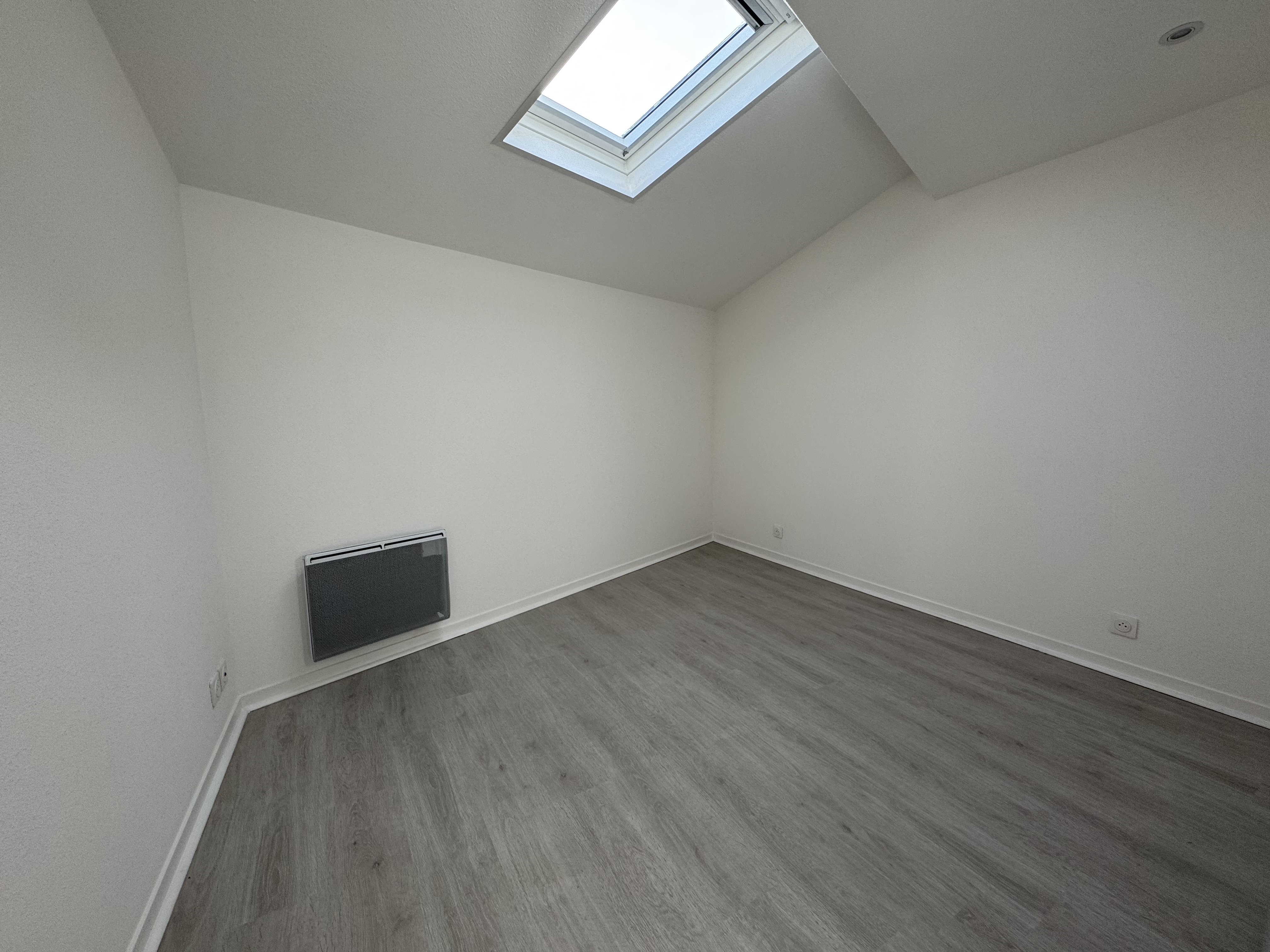 Photo 10 - Appartement T3 rénové à neuf.