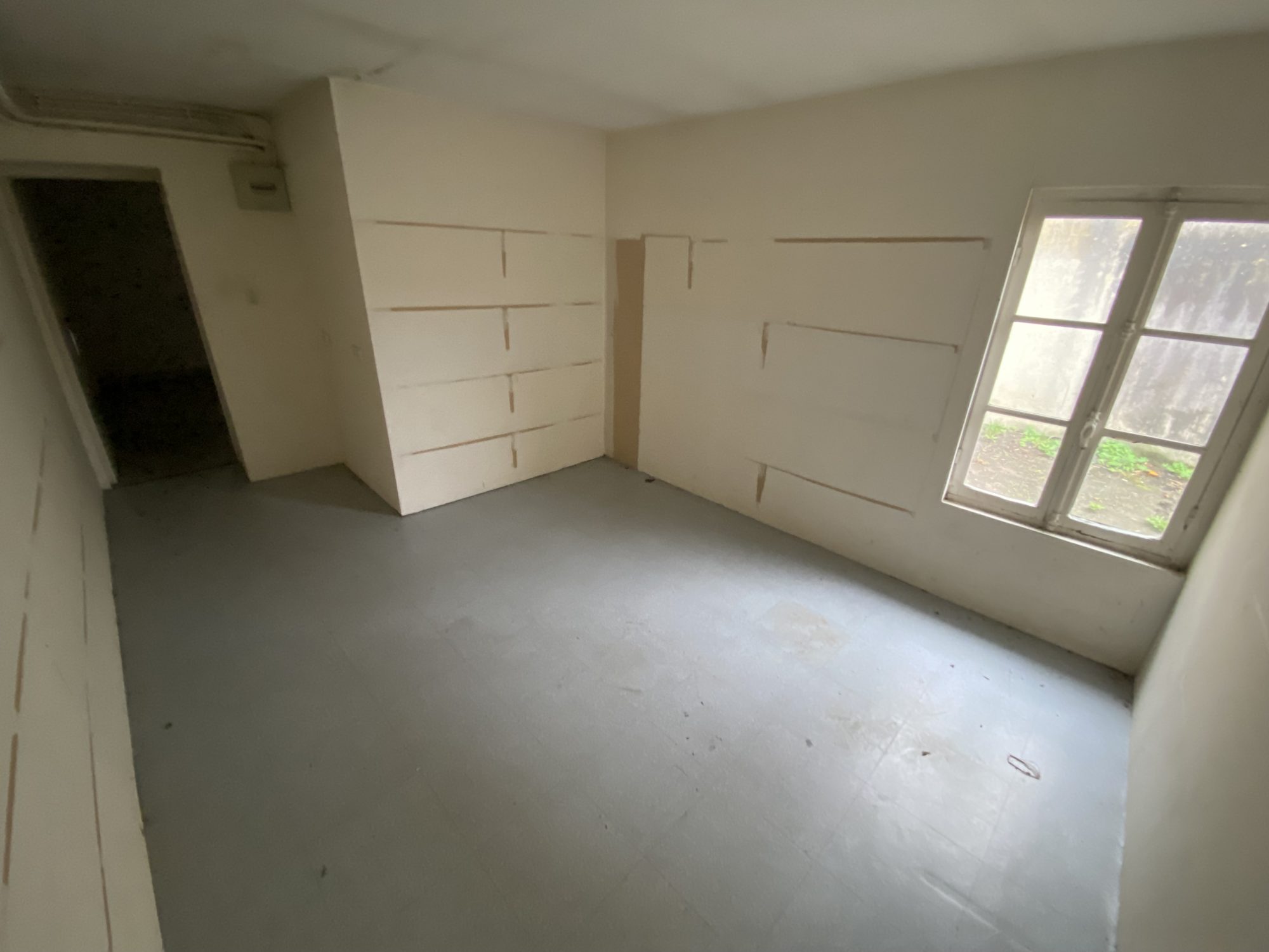 Photo 5 - Maison de ville à rénover avec garage et jardin !