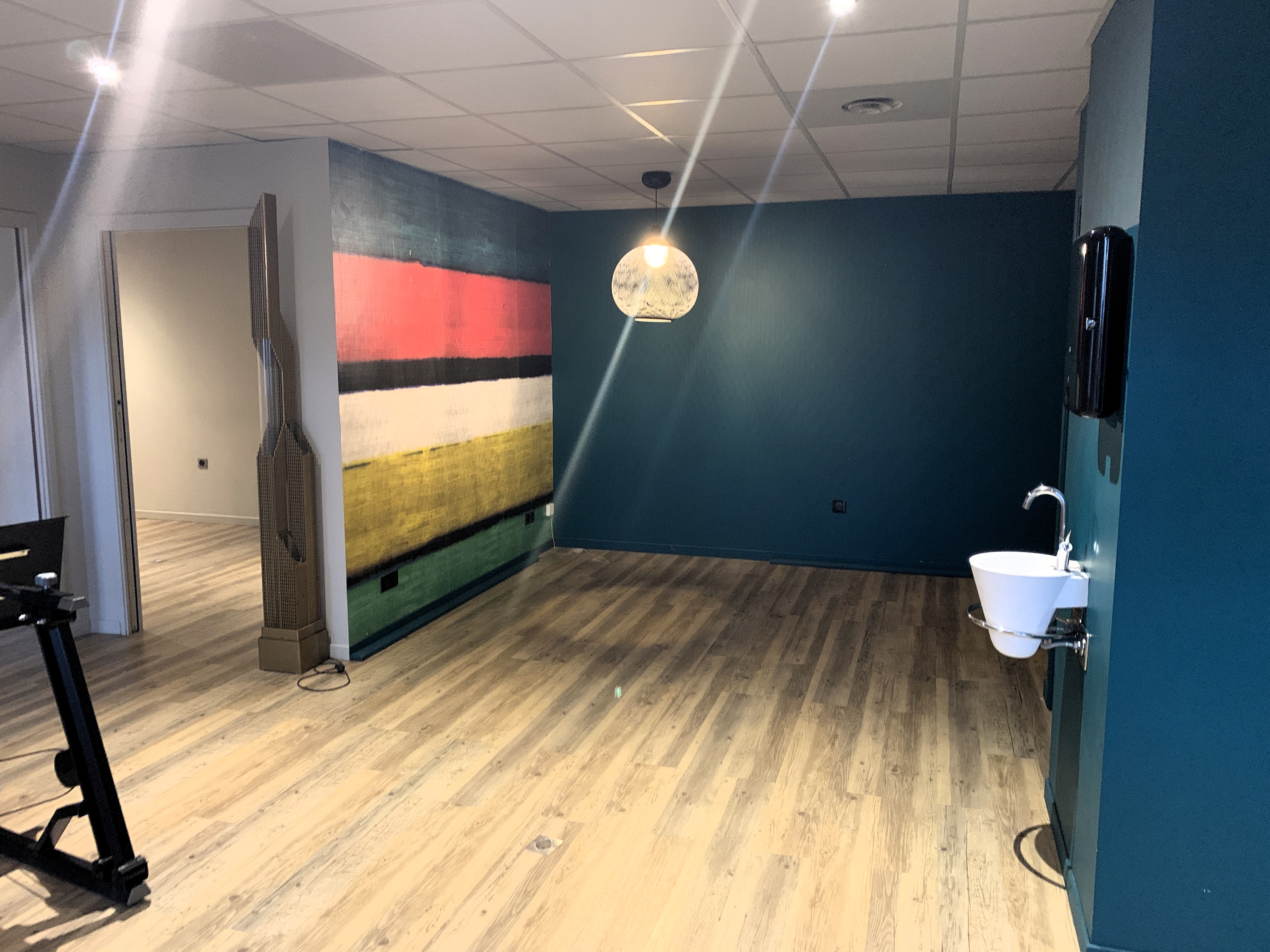 Photo 4 - Local professionnel