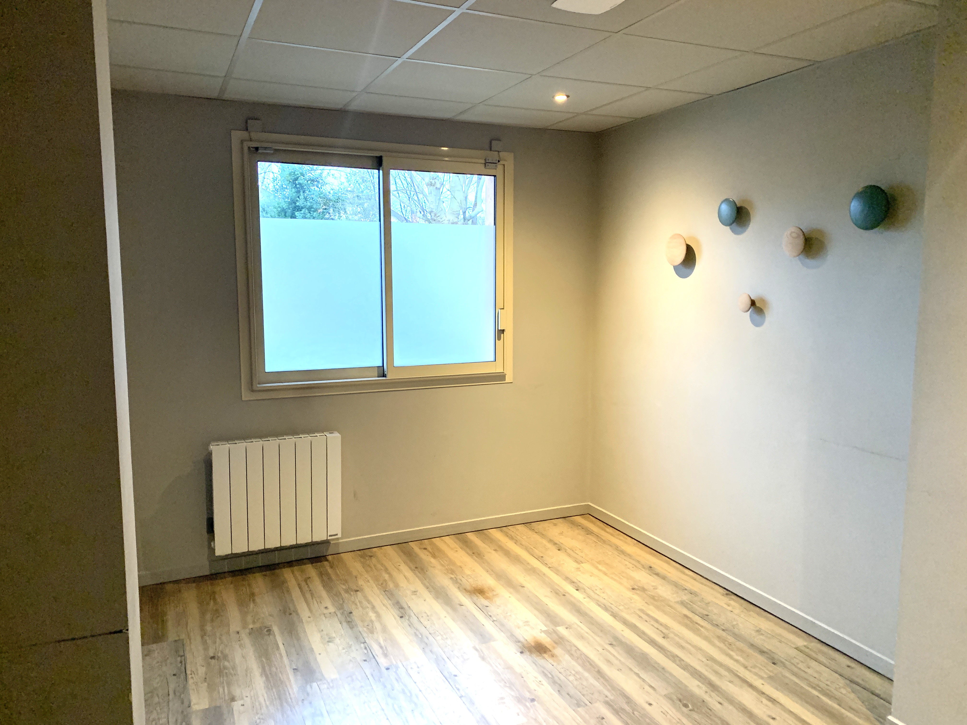 Photo 9 - Local professionnel