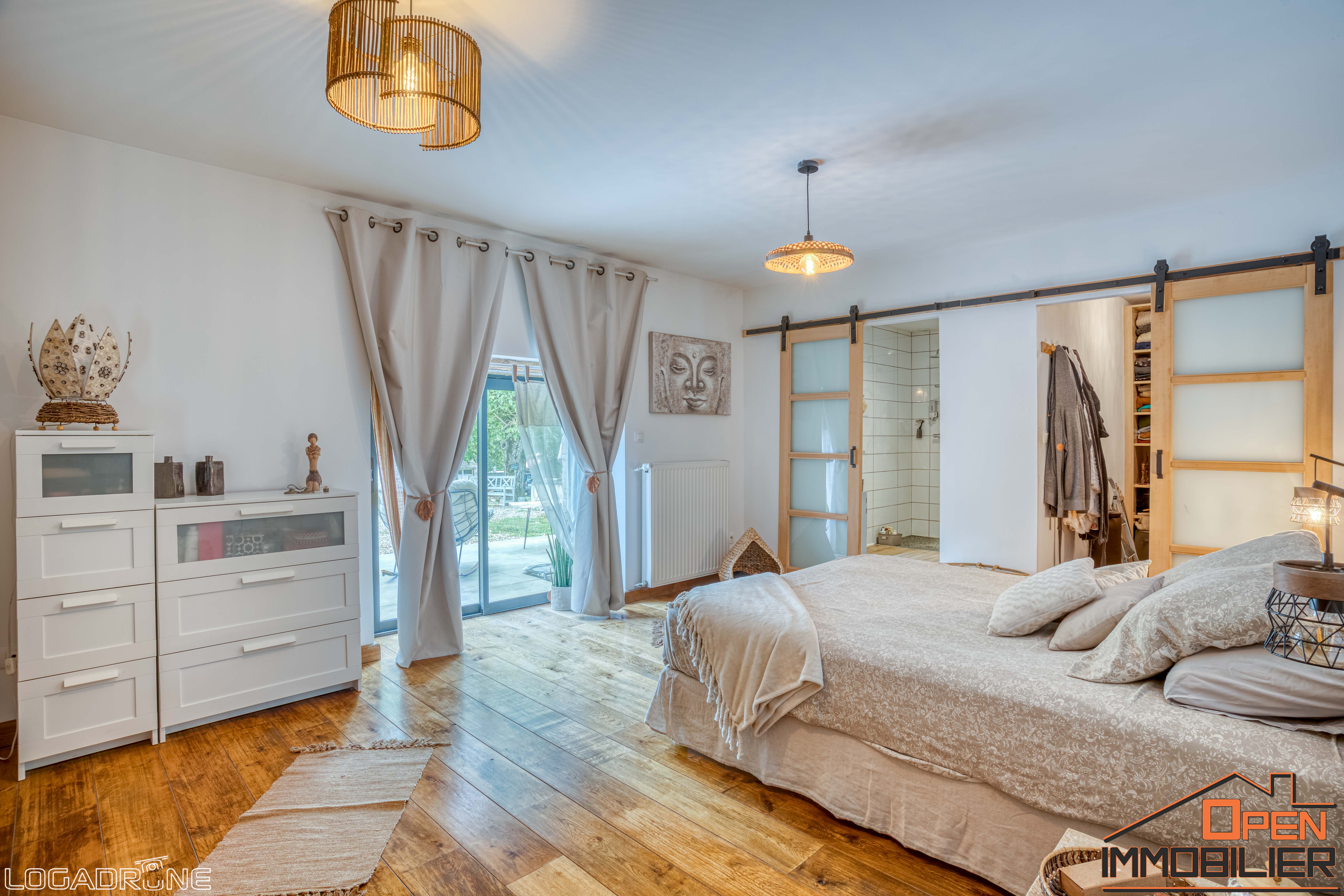 Propriété en pierres avec gîtes et piscine - Photo 2