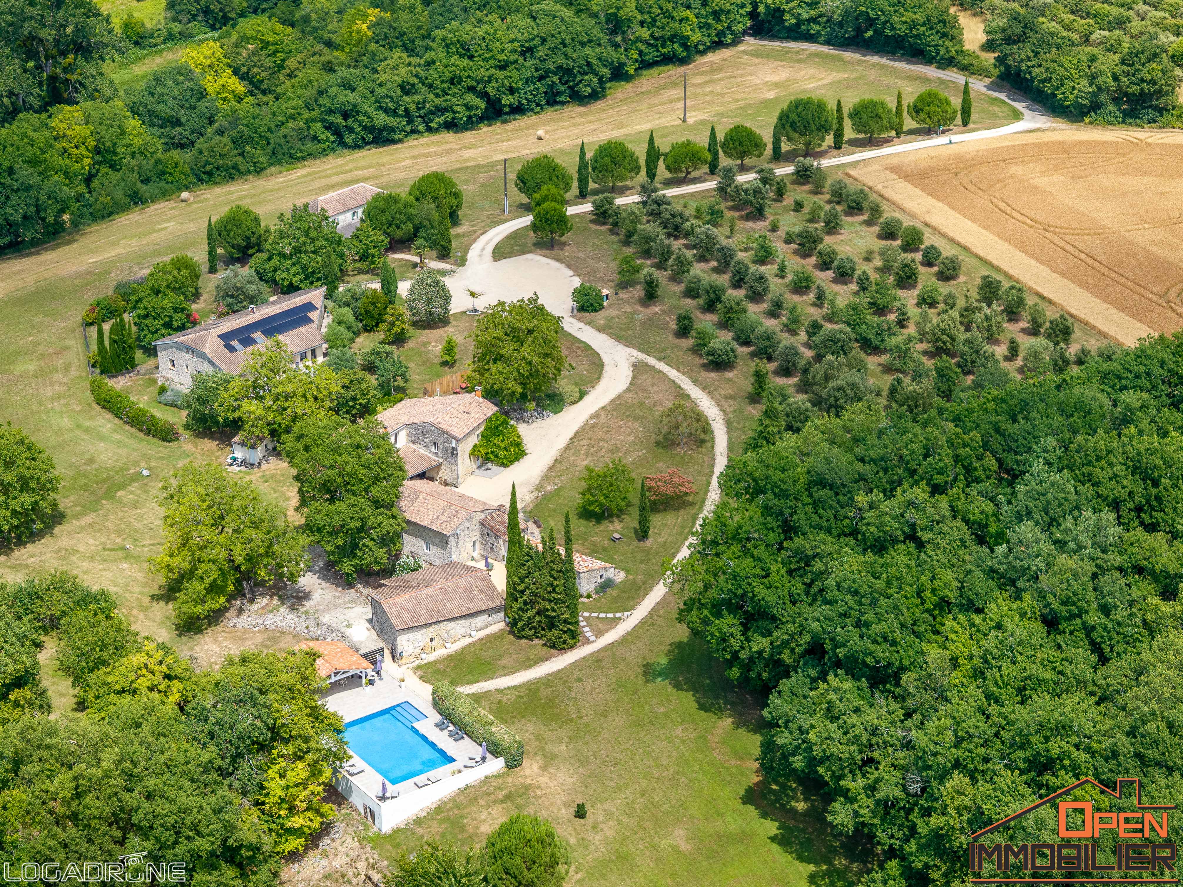 Photo 38 - Propriété en pierres avec gîtes et piscine