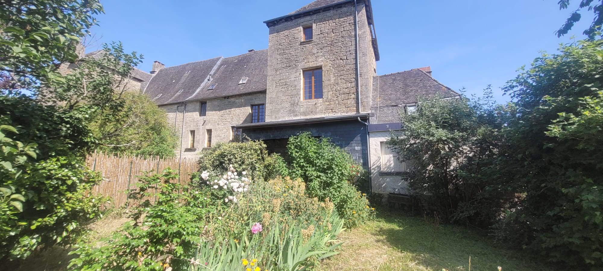 Photo 15 - Superbe tour de chateau avec terrain au coeur d&rsquo;un des plus beaux villages de France