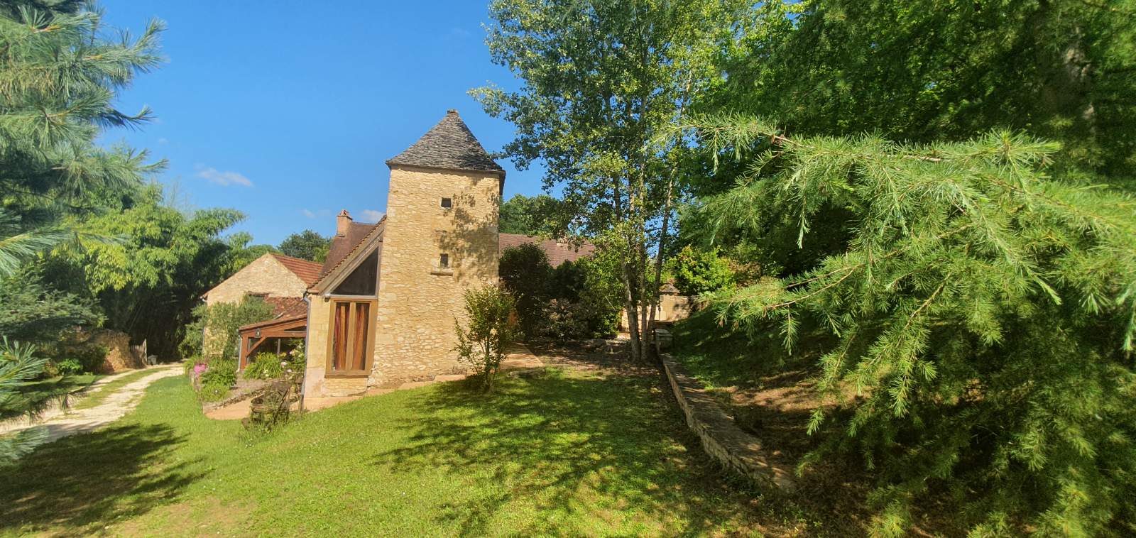 Photo 10 - Magnifique propriété de caractère en Périgord noir dans un lieu magique à deux pas de Sarlat. avec gites modulable .