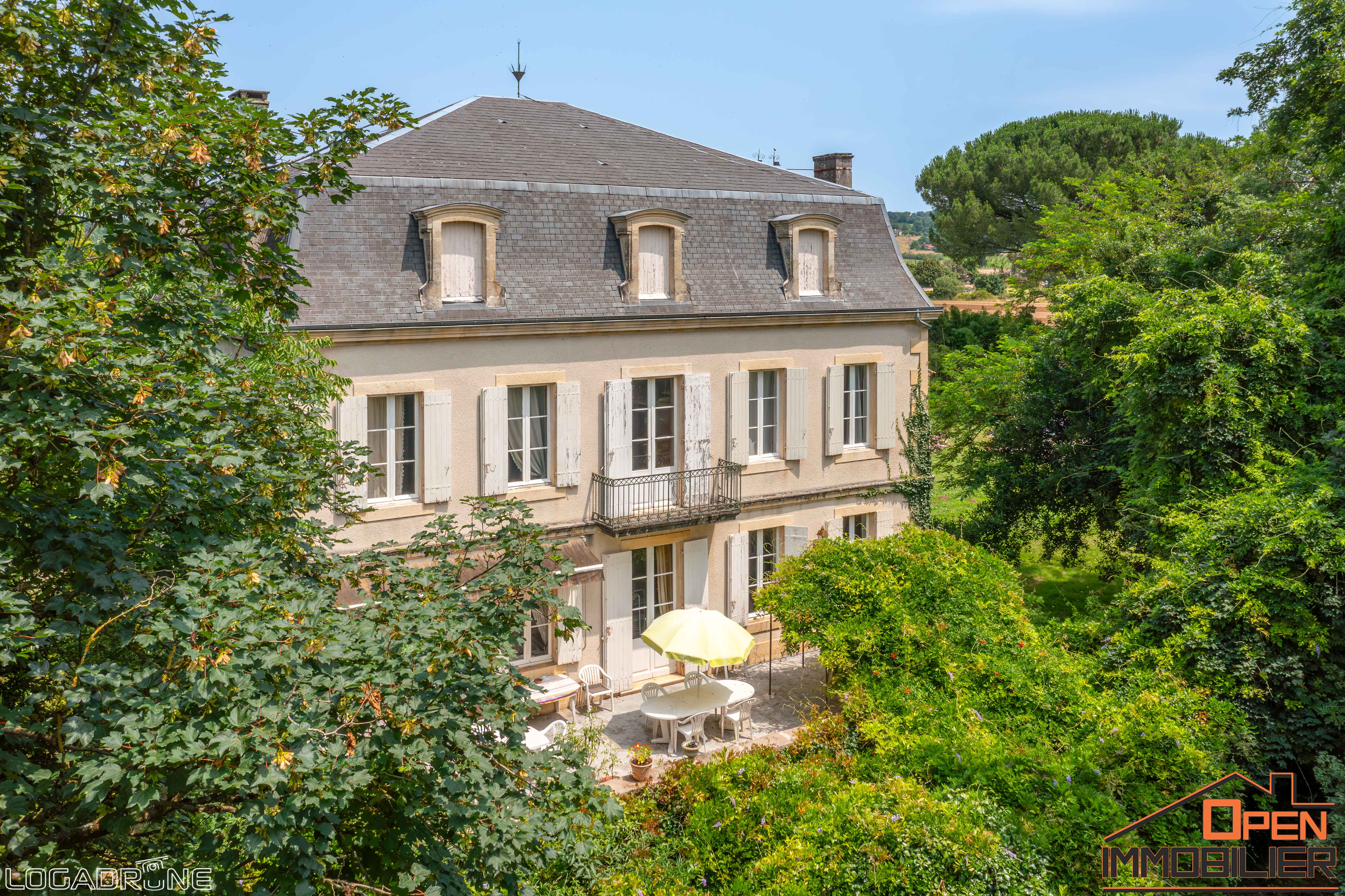 Photo 6 - Maison de Maître de 360m2 et un Pigeonnier 138 m² Piscine sur un Terrain de 1.7ha